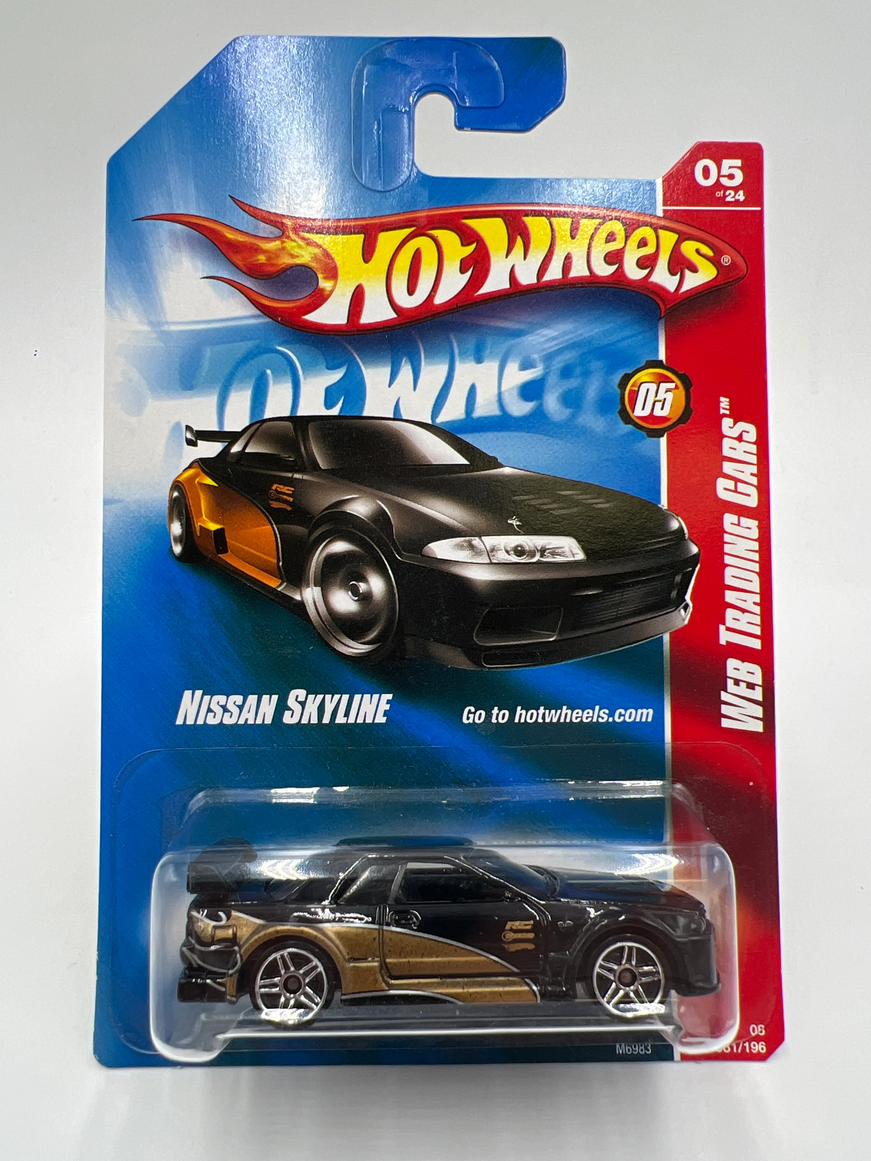 2008 Hot Wheels Web Trading Cars #81 Nissan Skyline Black/Gold W/Protector - Image 2