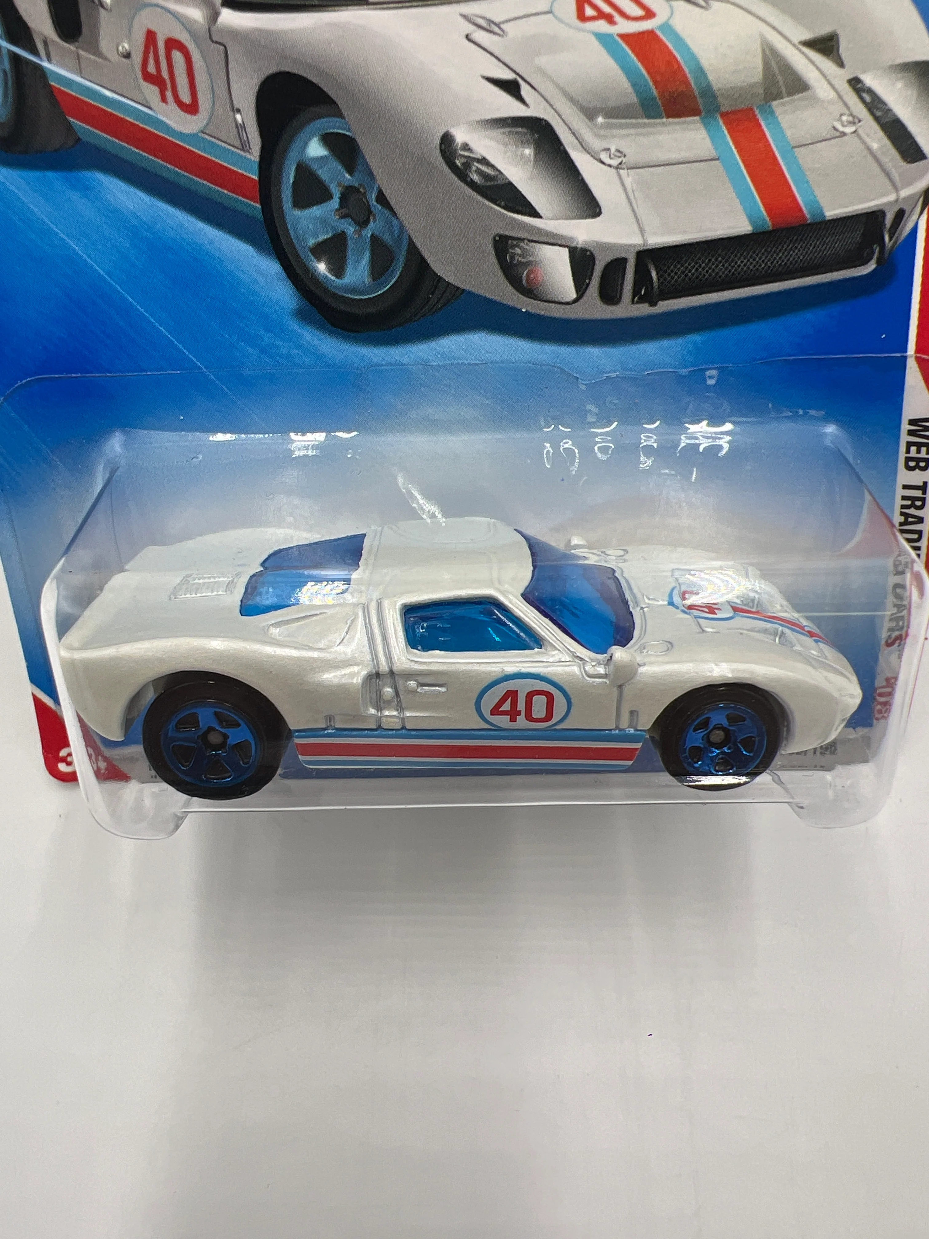 2008 Hot Wheels Web Trading Cars #95 Ford GT40 White 25E - Image 3