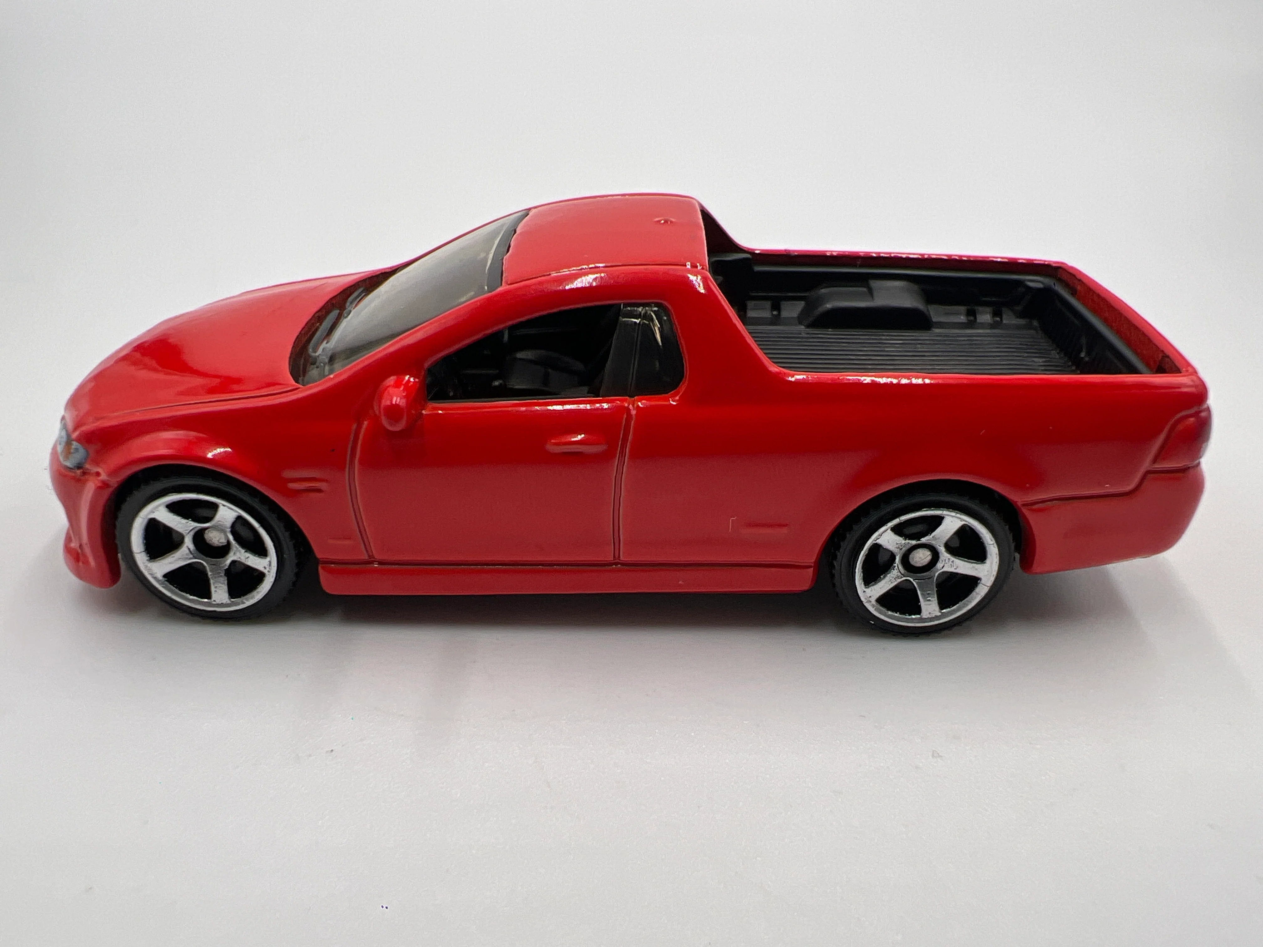 Matchbox #2 Holden UTE SSV 2010 Red Loose - Image 5