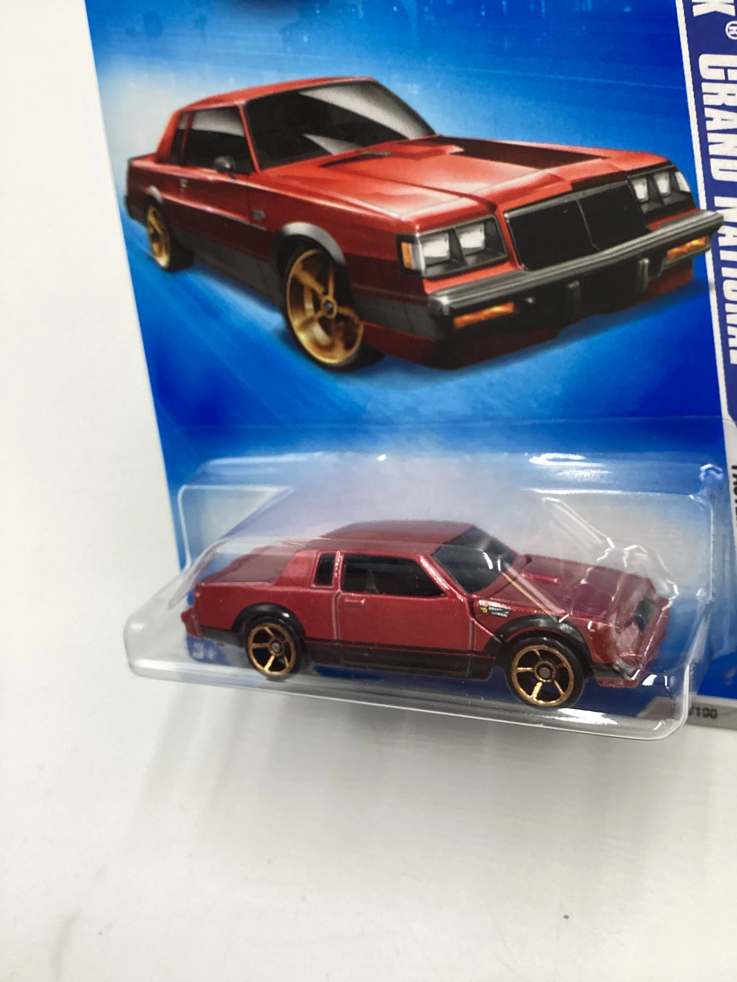 2009 Hot Wheels #131 Buick Grand National Red 44B - Image 4