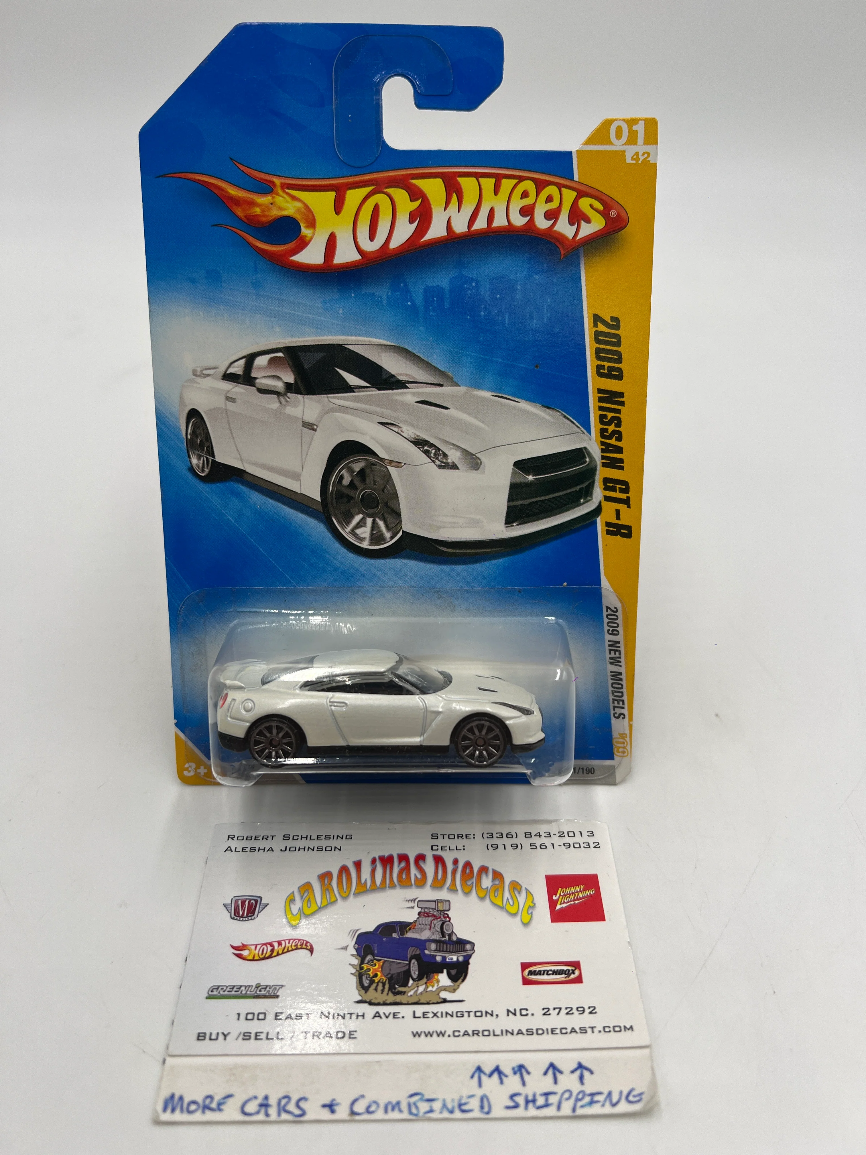 2009 Hot Wheels New Models #001 2009 Nissan GT-R White HTF Smoked Chrome Wheels W/Protector