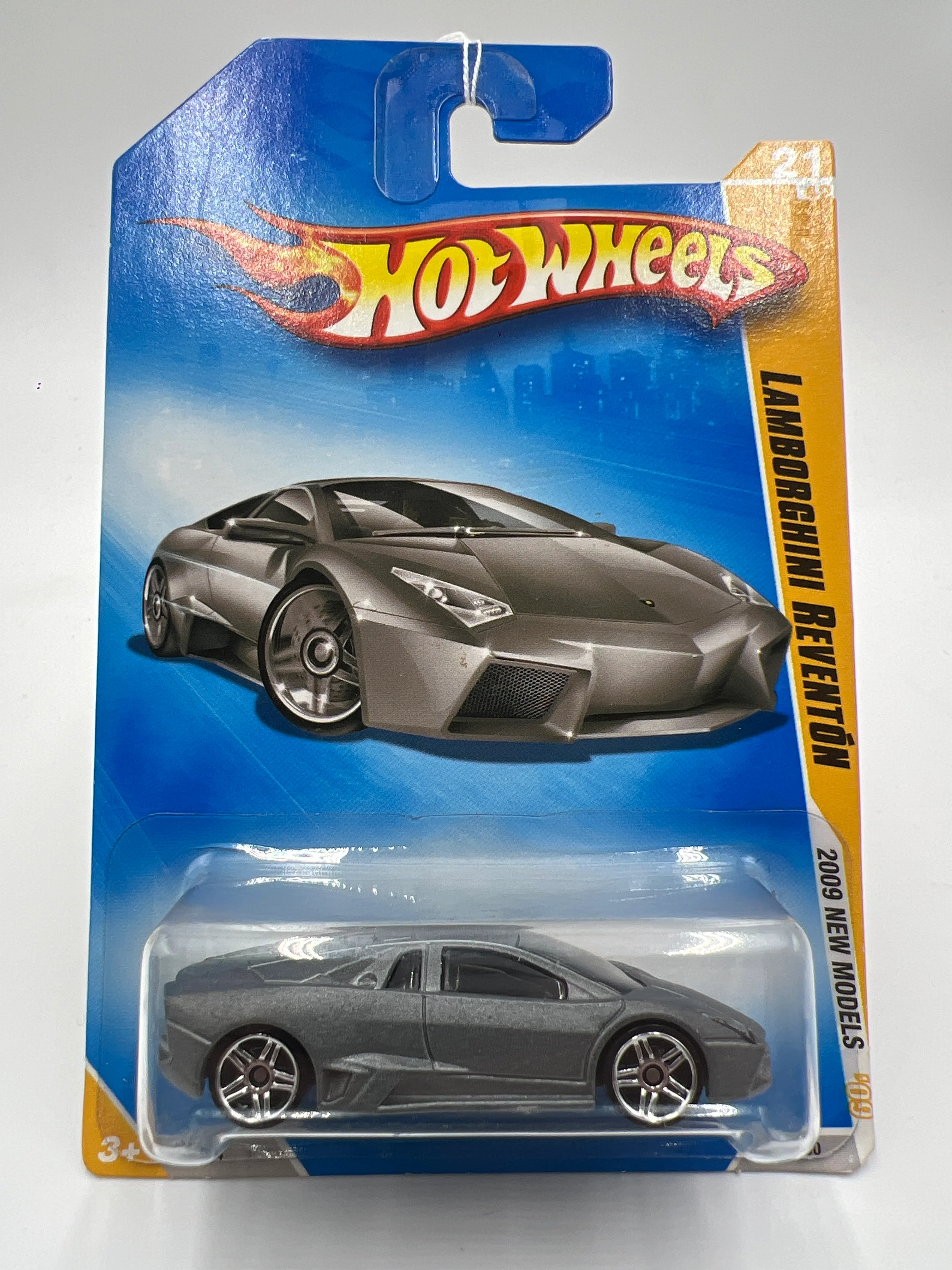 2009 Hot Wheels New Models #21 Lamborghini Reventon Gray 101C - Image 2
