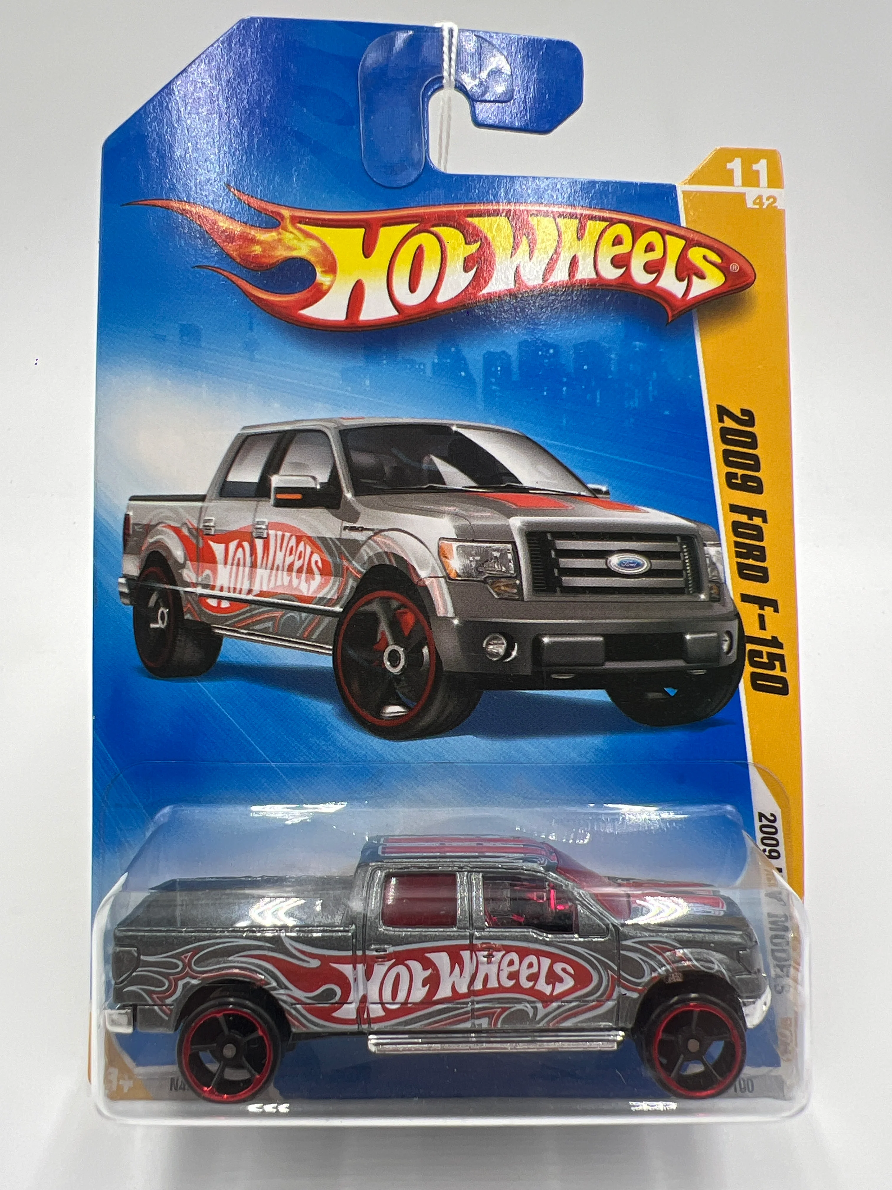 2009 Hot Wheels New Models #11 2009 Ford F-150 Silver 27A - Image 2