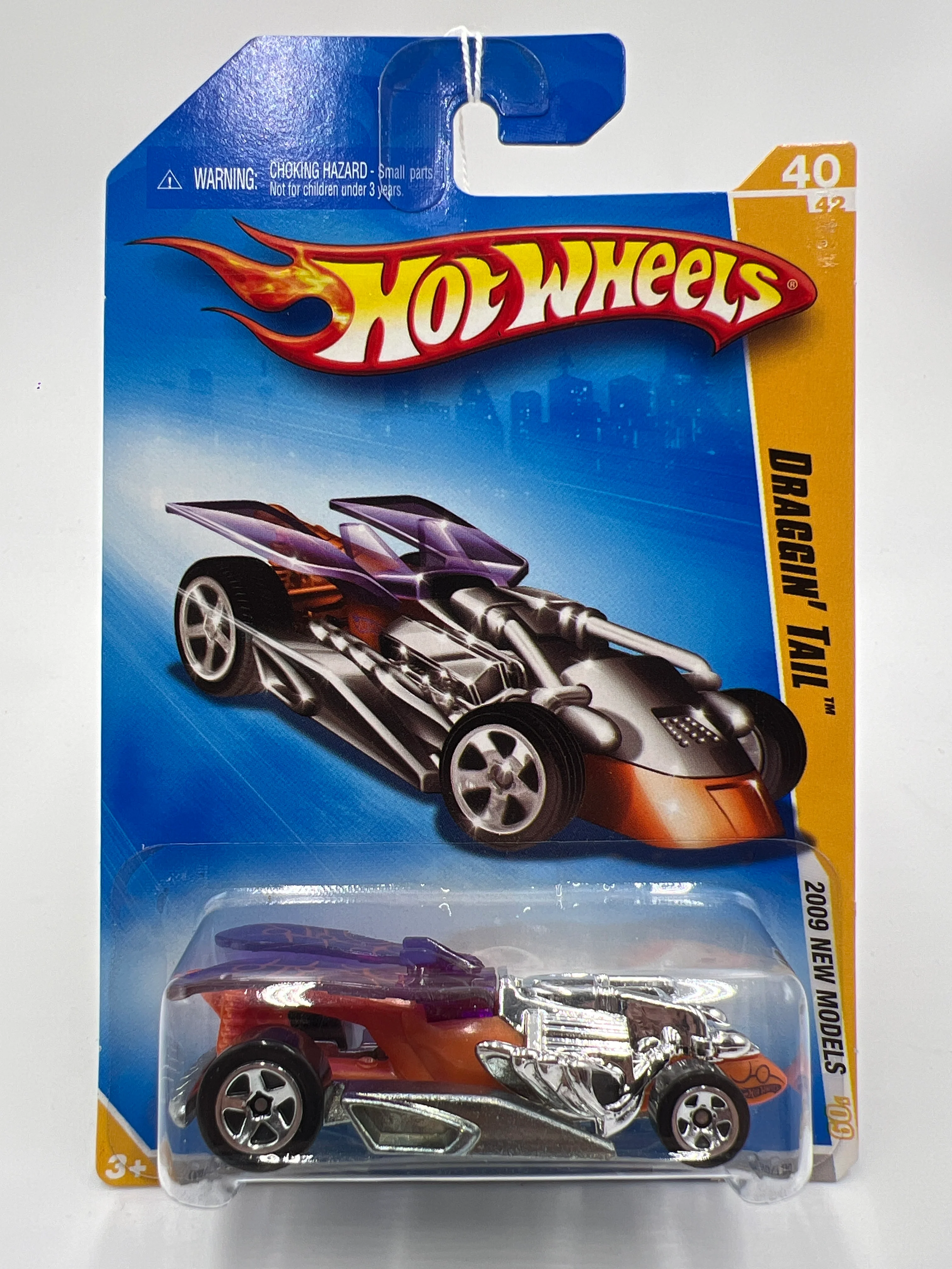 2009 Hot Wheels New Models #40 Draggin Tail Purple/Orange DD8 - Image 2