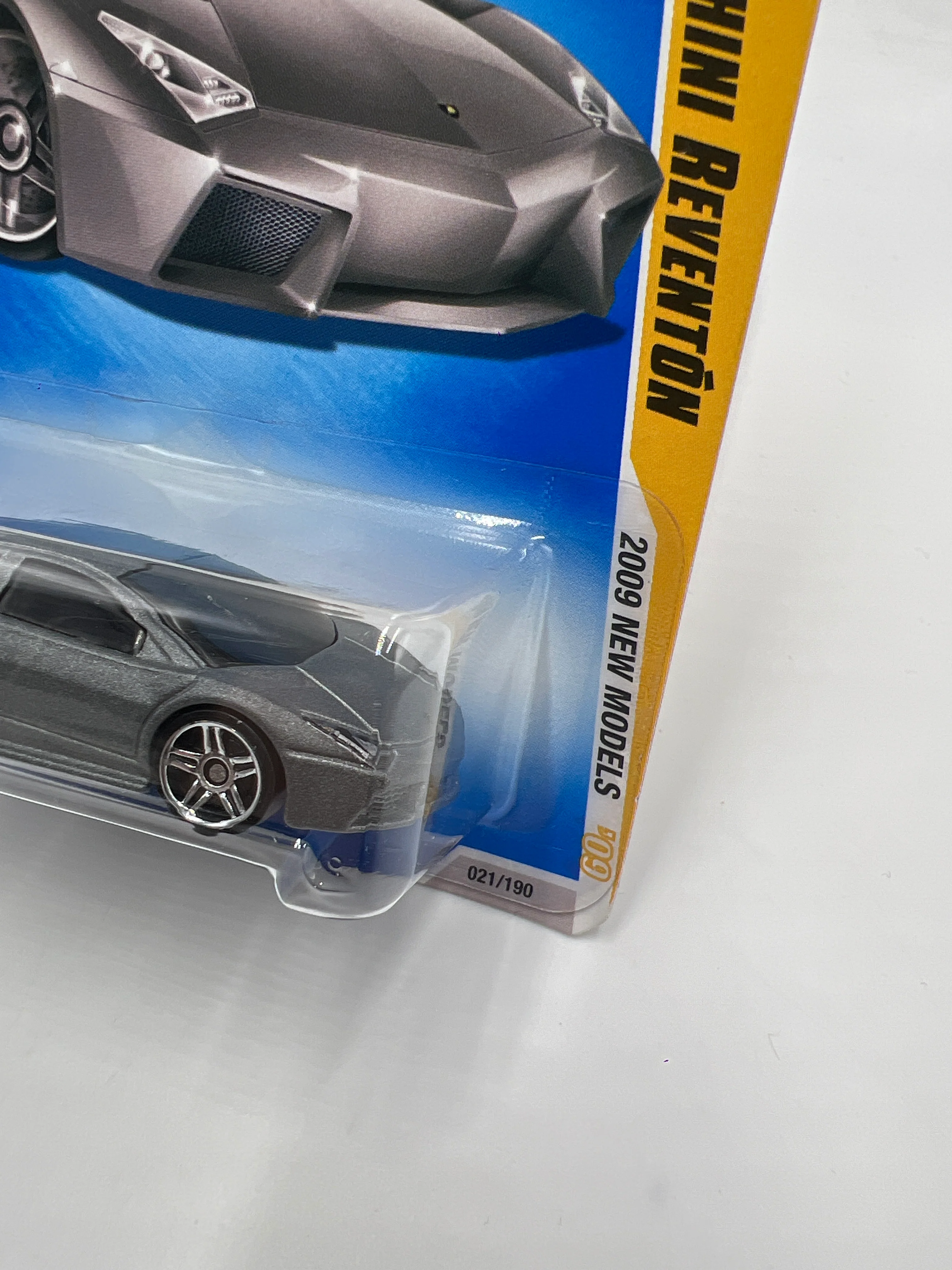 2009 Hot Wheels New Models #21 Lamborghini Reventon Gray 102B - Image 4