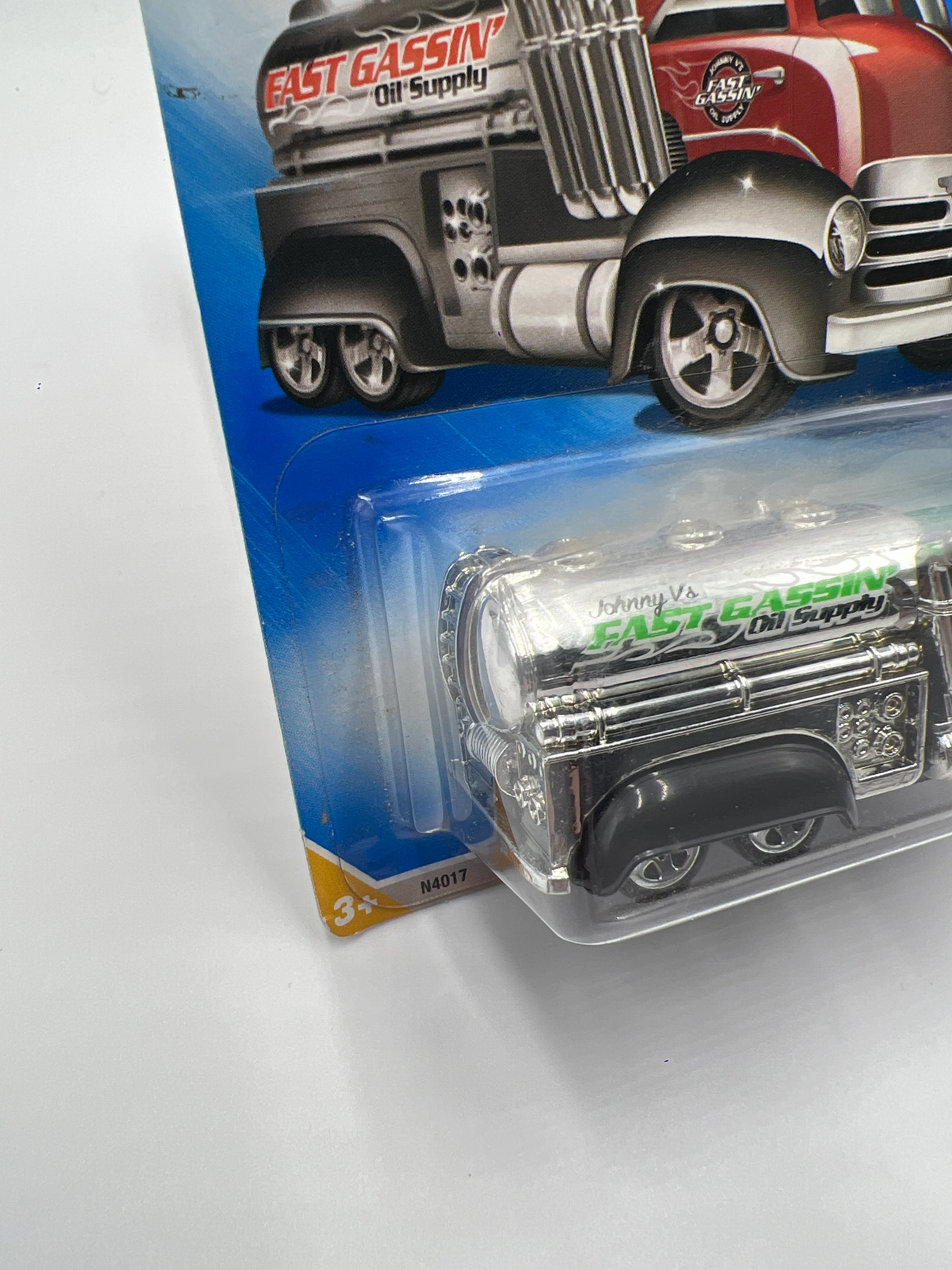 2009 Hot Wheels New Models #14 Fast Gassin Green With Red Card Art aa5 - Image 5