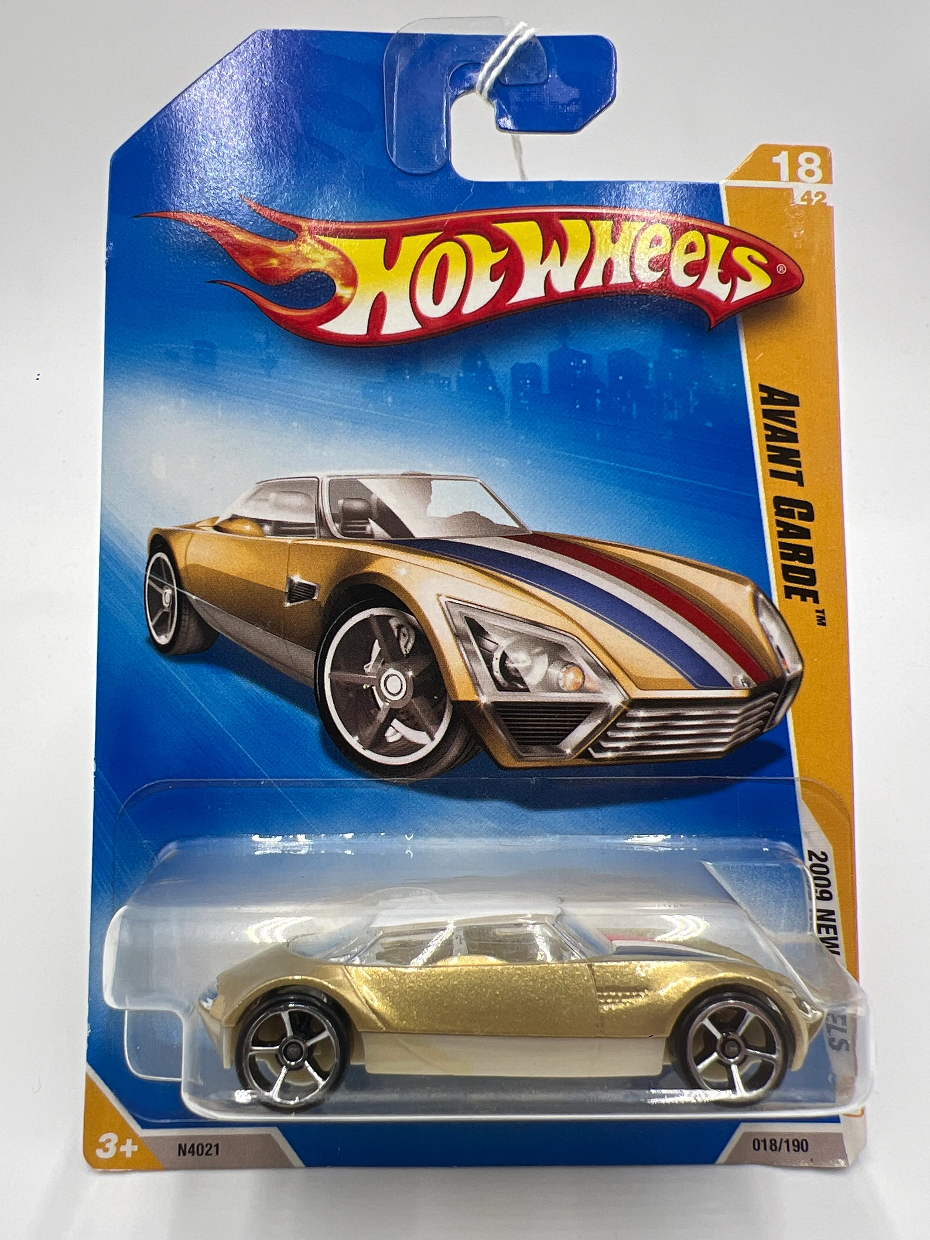 2009 Hot Wheels New Models #18 Avant Garde Gold AA7 - Image 2