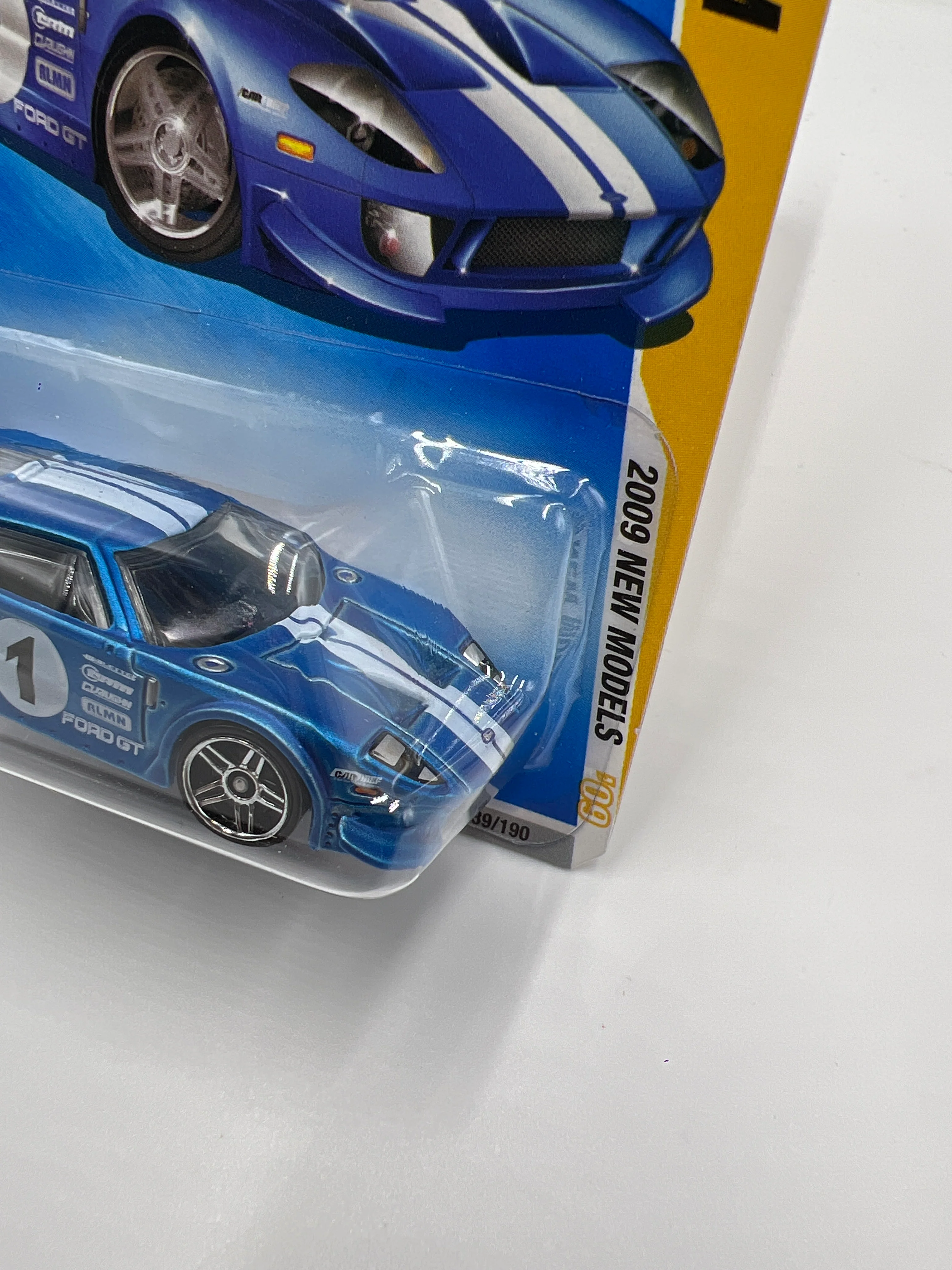 2009 Hot Wheels New Models #39 Ford GT LM Satin Blue 29E - Image 4