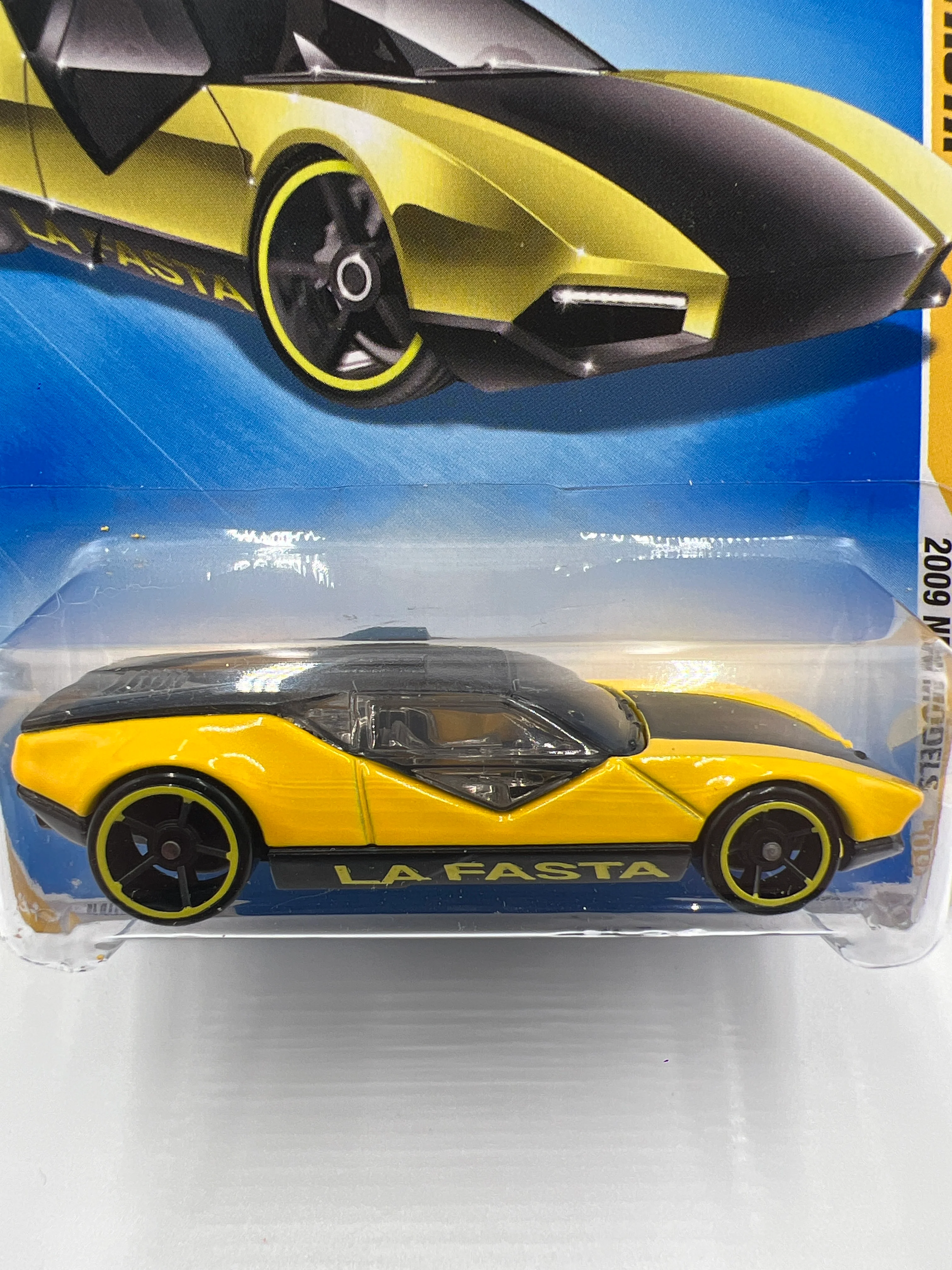 2009 Hot Wheels New Models #24 La Fasta Yellow BB3 - Image 3