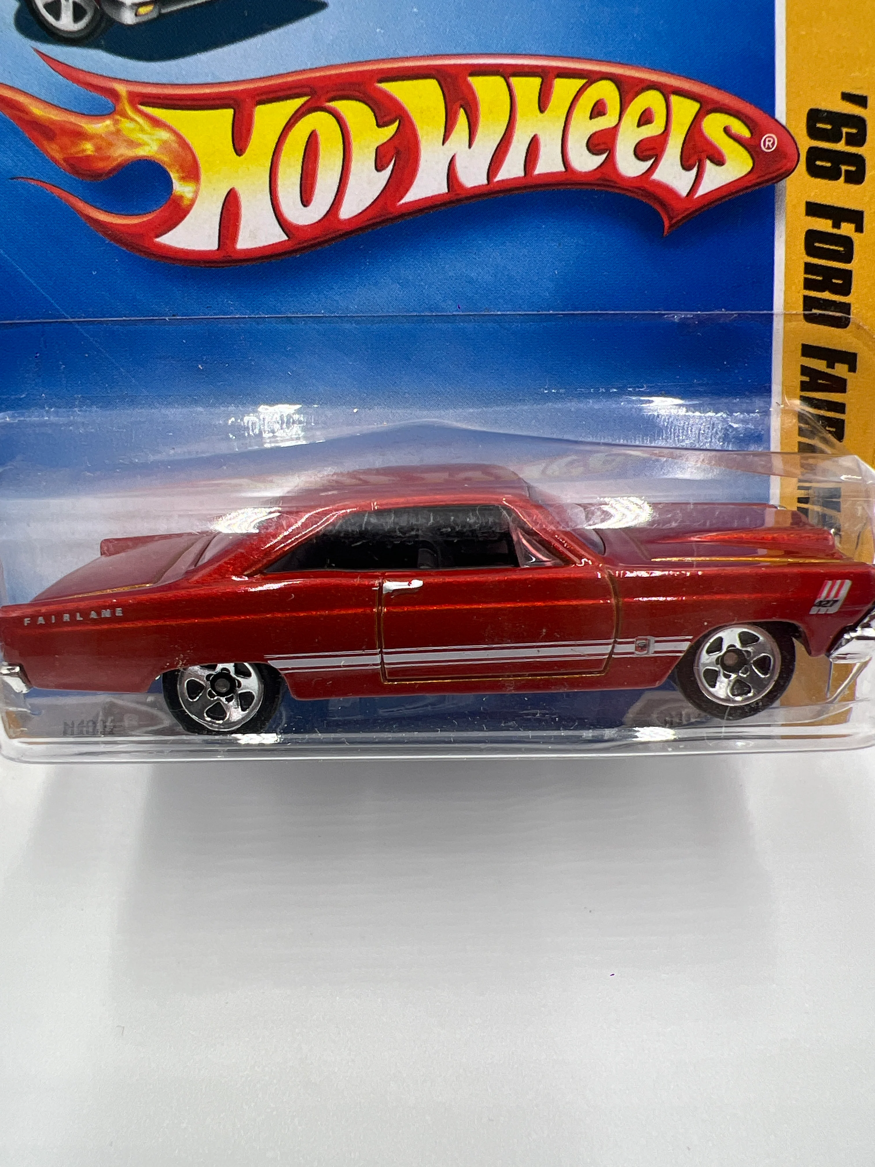 2009 Hot Wheels New Models Premiere #31 66 Ford Fairlane GT Red Short Card Bad Blister 31A - Image 3
