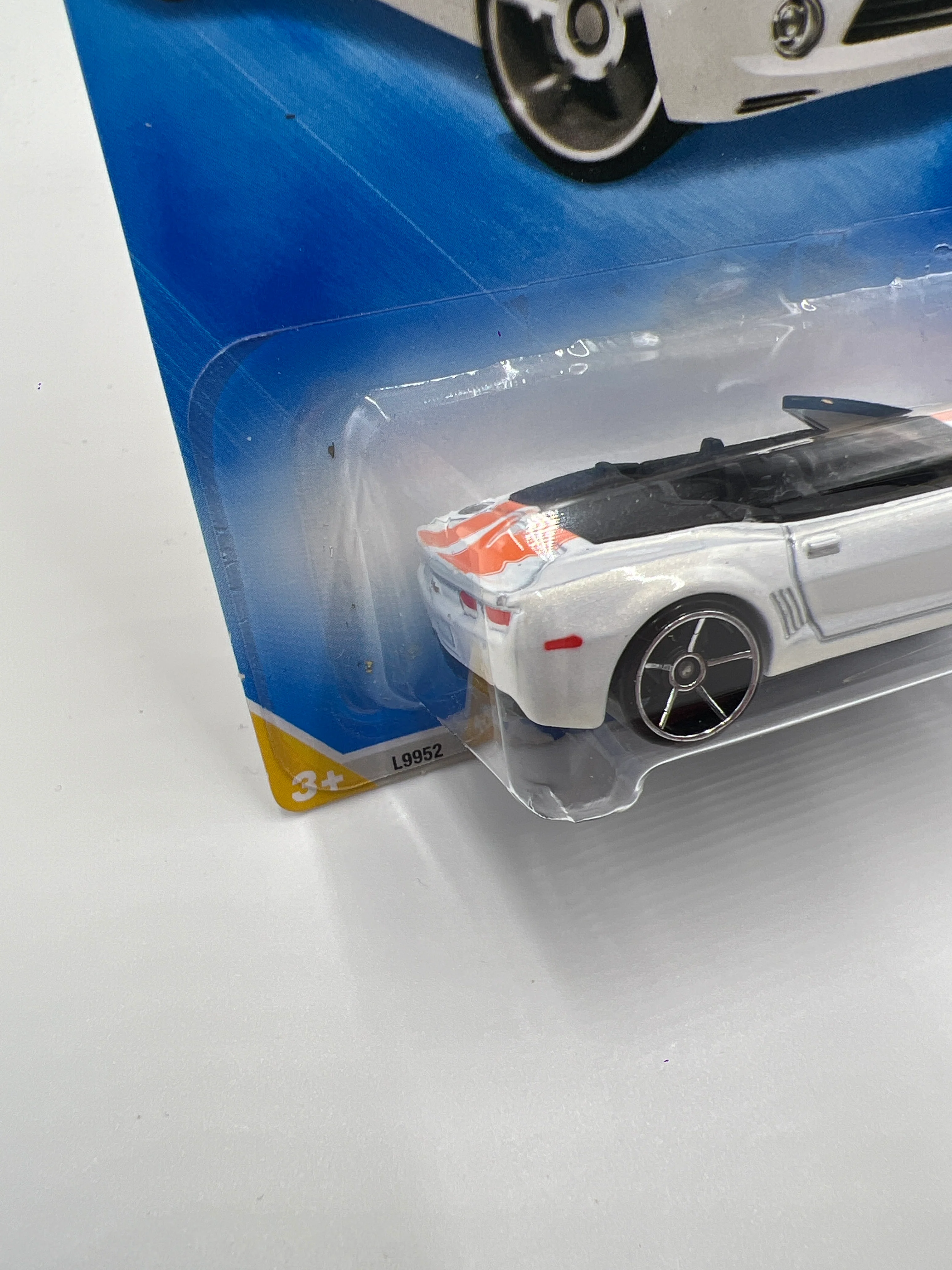 2009 Hot Wheels New Models #37 Camaro Convertible Concept White 15A - Image 5