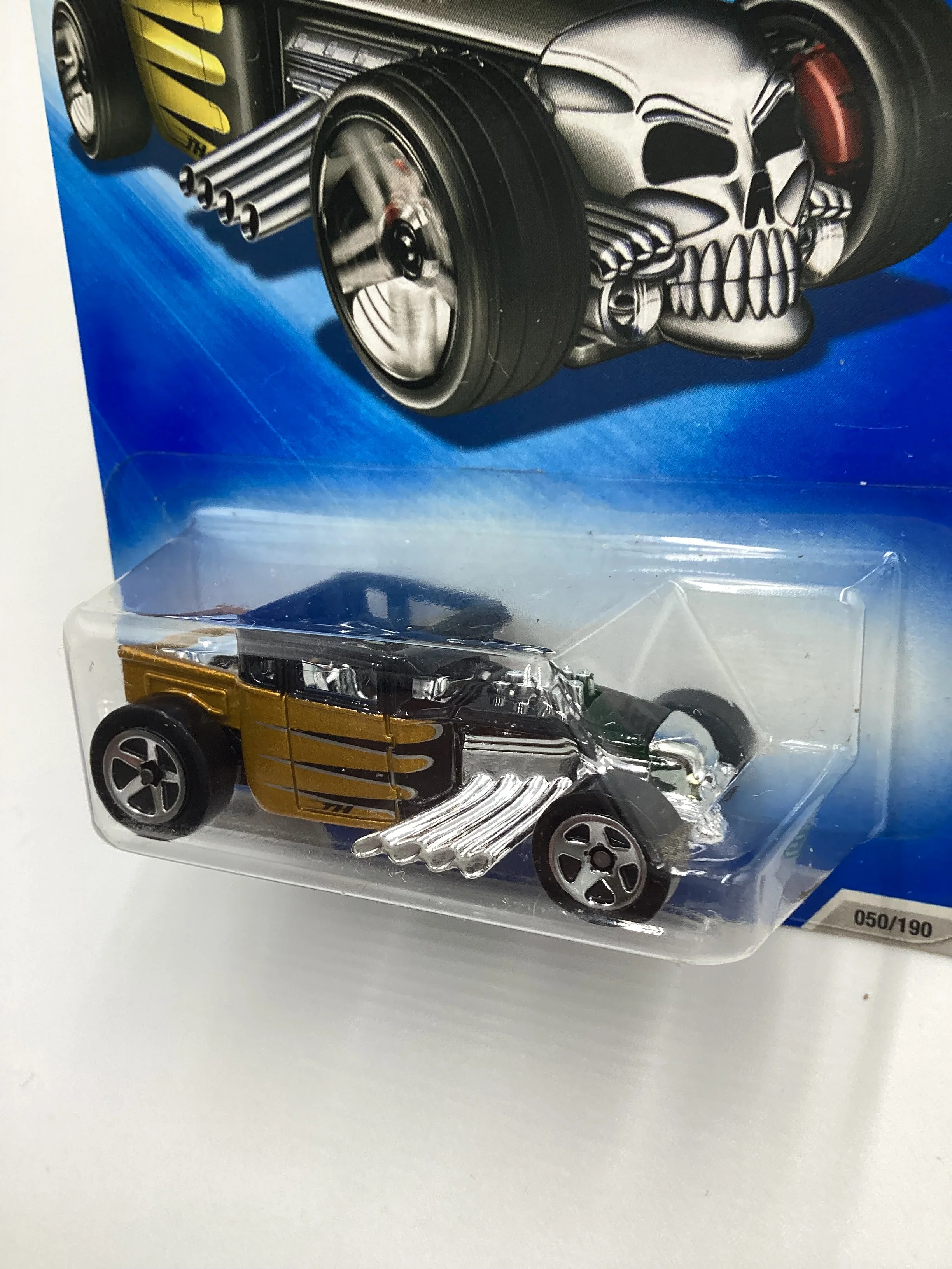 2009 Hot wheels Treasure Hunt 8/12 #50 Bone Shaker 277C - Image 4