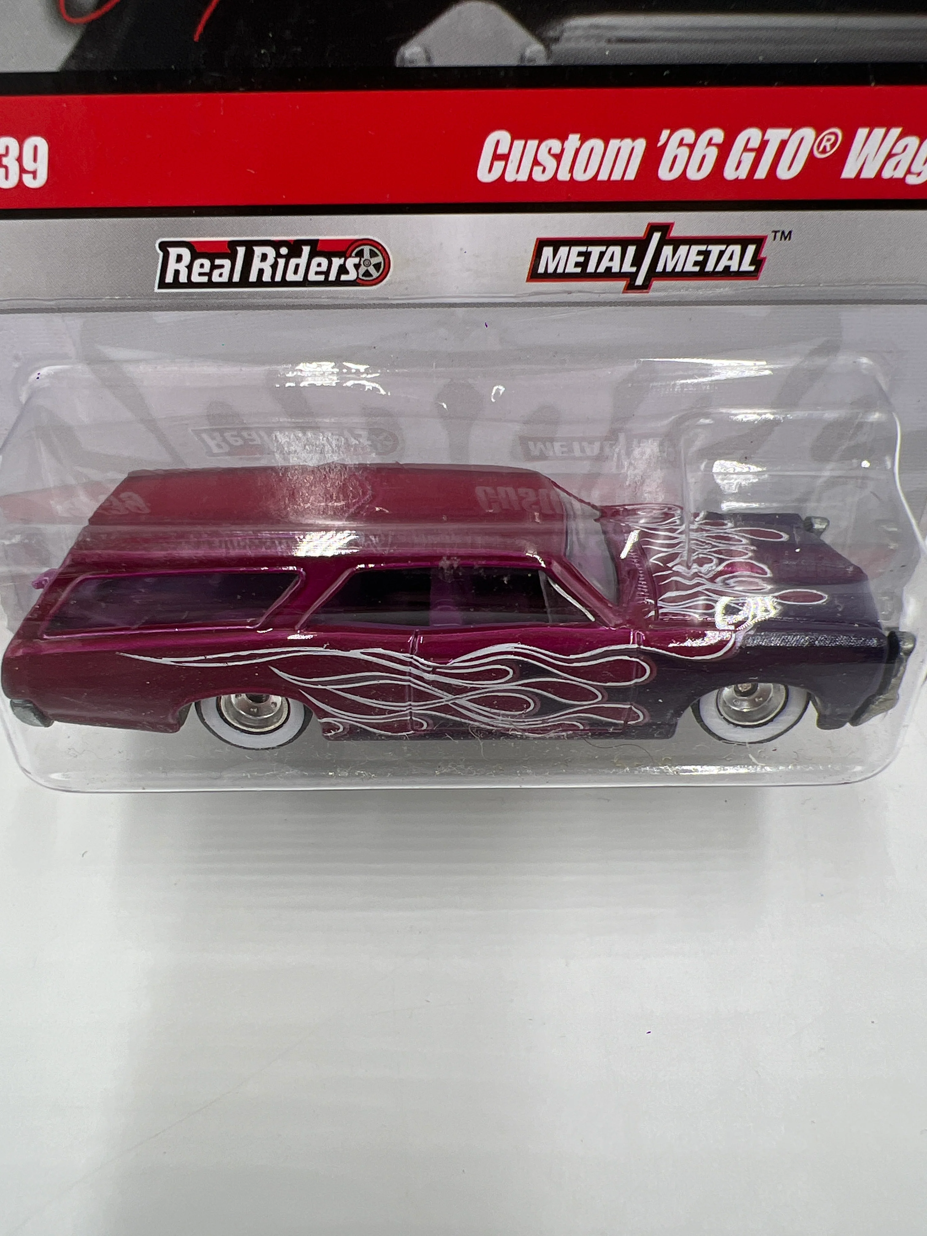 2010 Hot Wheels Larry’s Garage #15 Custom 66 GTO Wagon Purple 245M - Image 3
