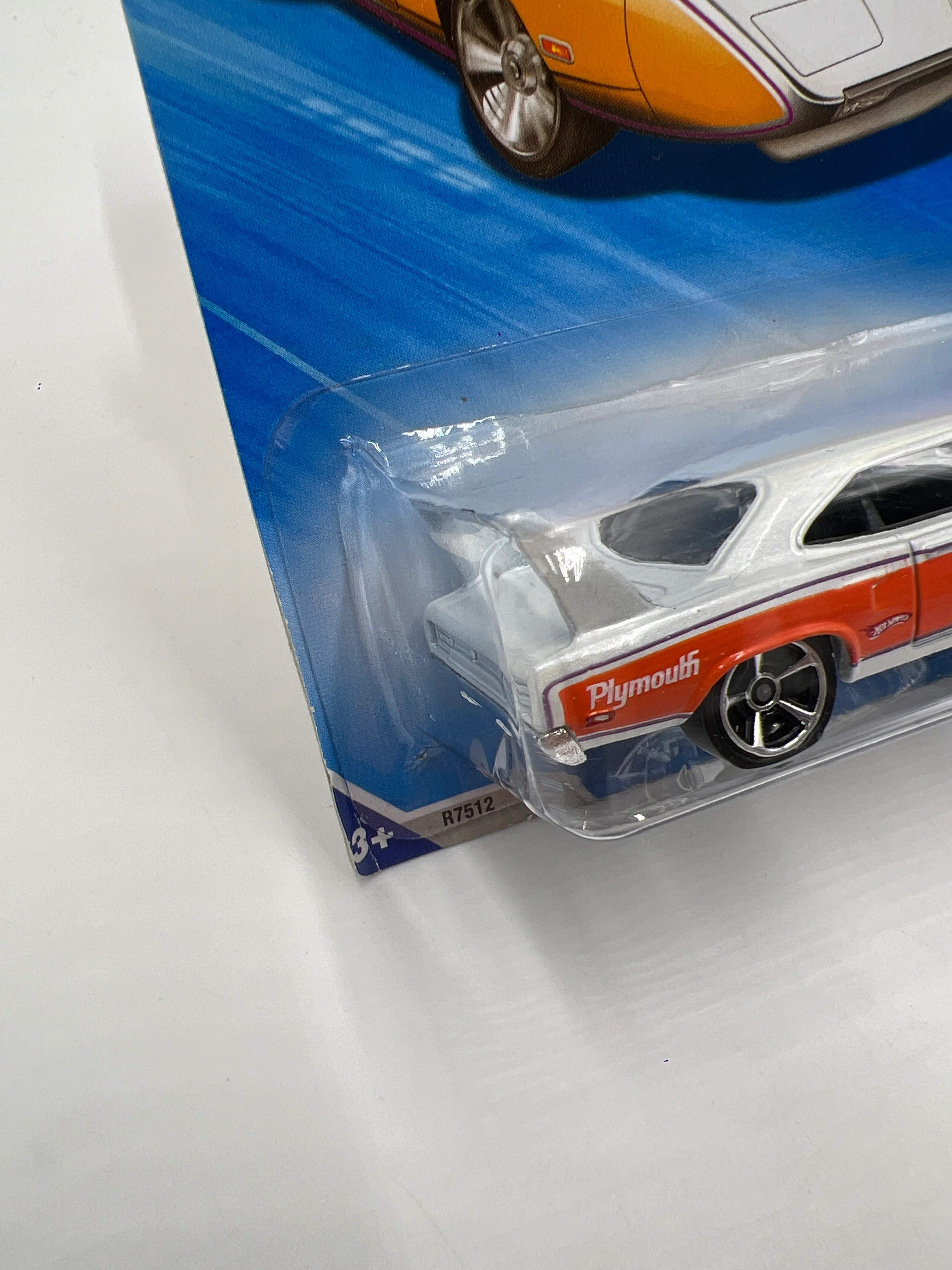 2010 Hot Wheels Kmart Exclusive #87 70 Plymouth Superbird Orange/White Cracked Blister 239C - Image 5