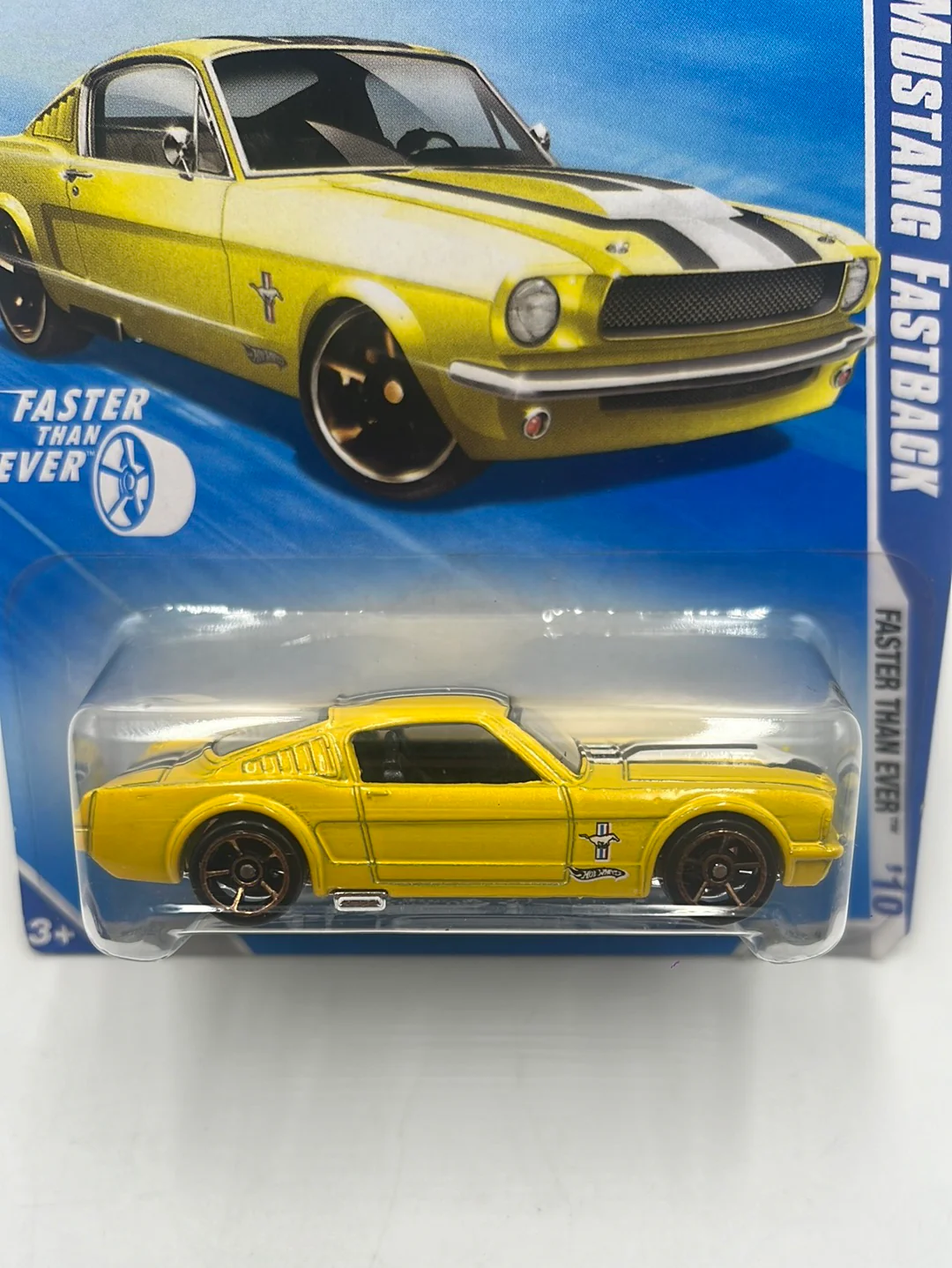 2010 Hot Wheels Faster Than Ever Ford Mustang Fastback Walmart Exclusive Yellow 132/240 236B - Image 3