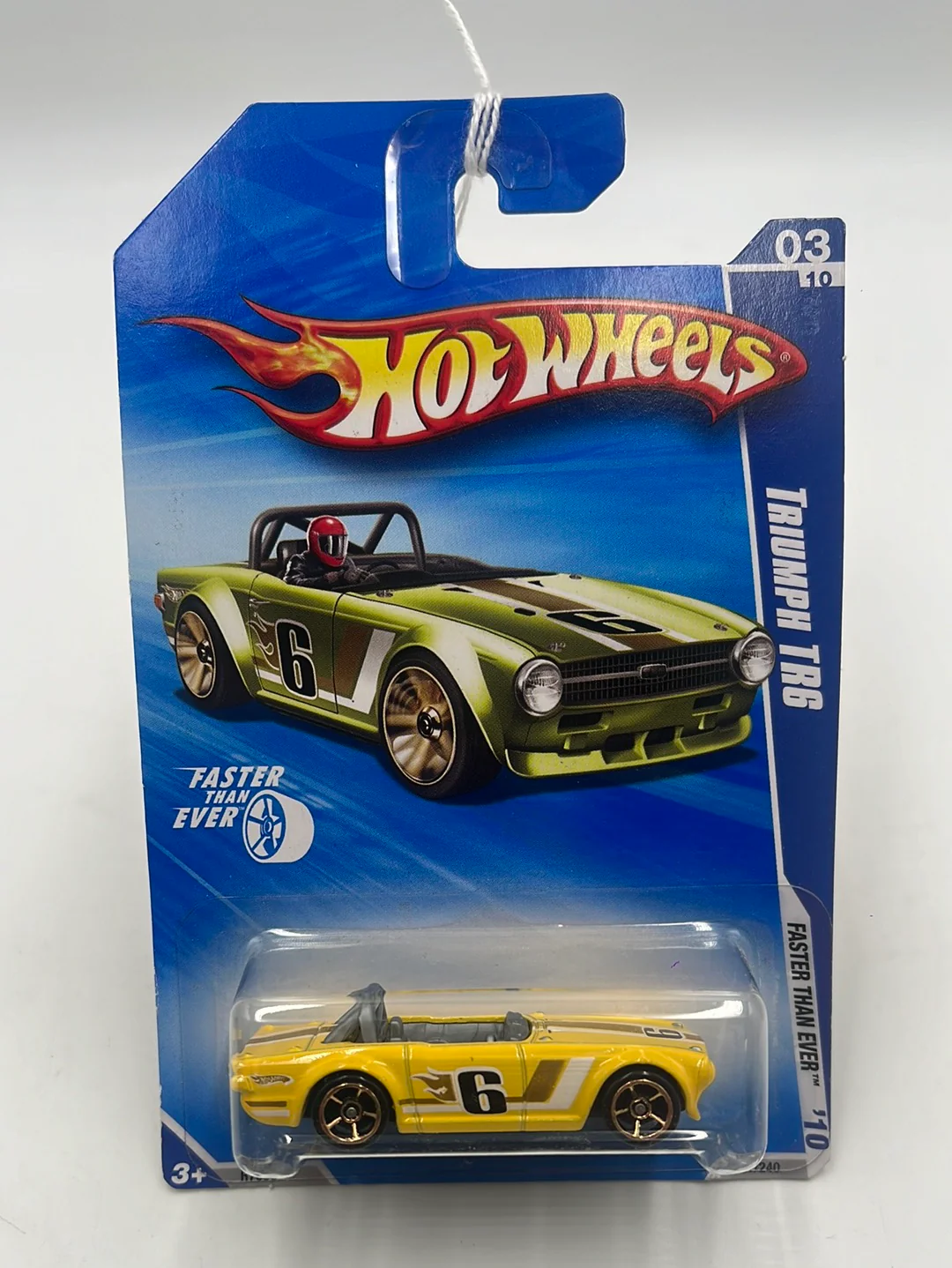 2010 Hot Wheels Faster Than Ever Triumph TR6 Kmart Exclusive Yellow 131/240 236C - Image 2