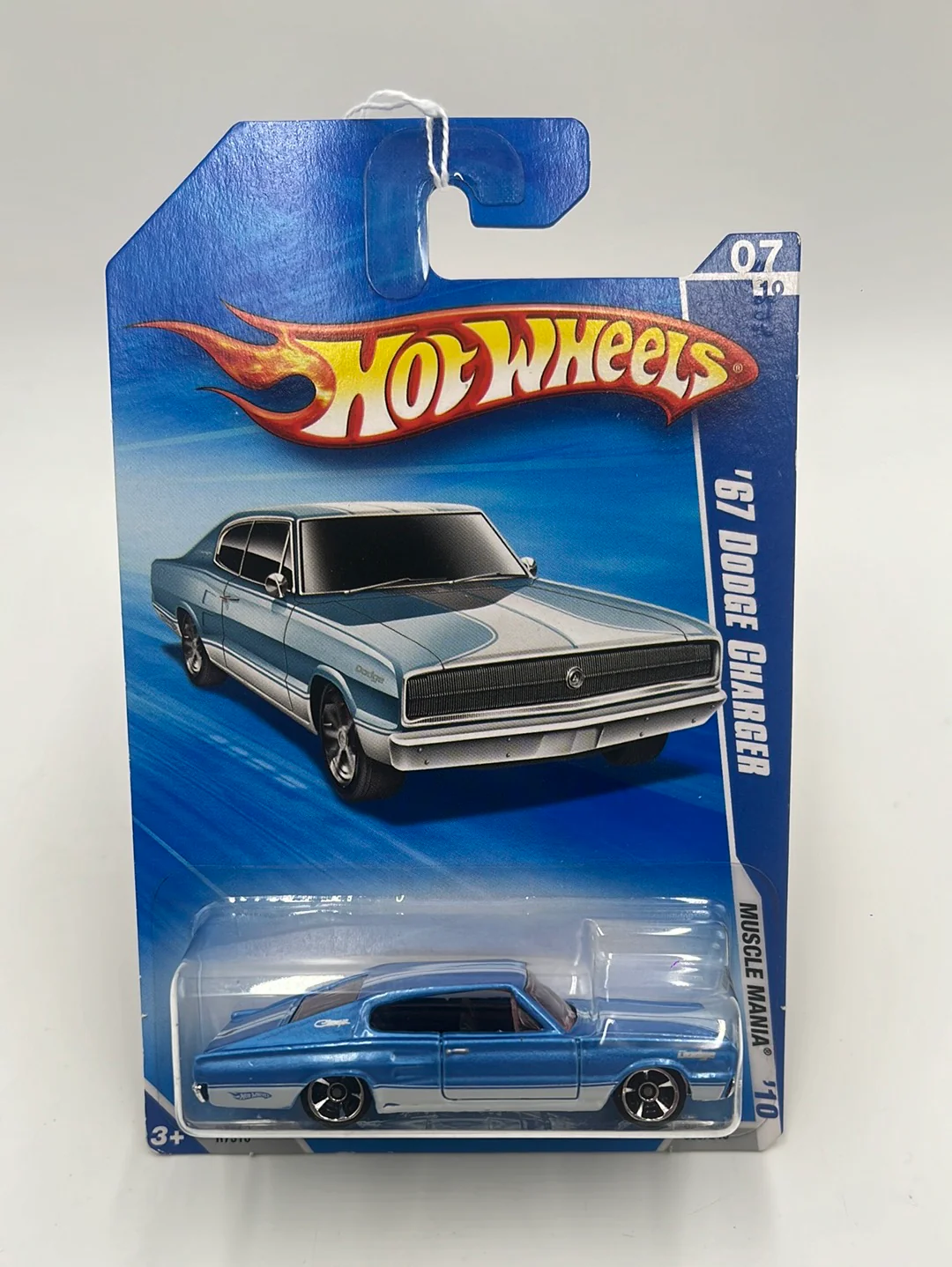 2010 Hot Wheels Hot Auction ‘67 Dodge Charger Blue w/Pink Window Variation 85/240 SR - Image 2