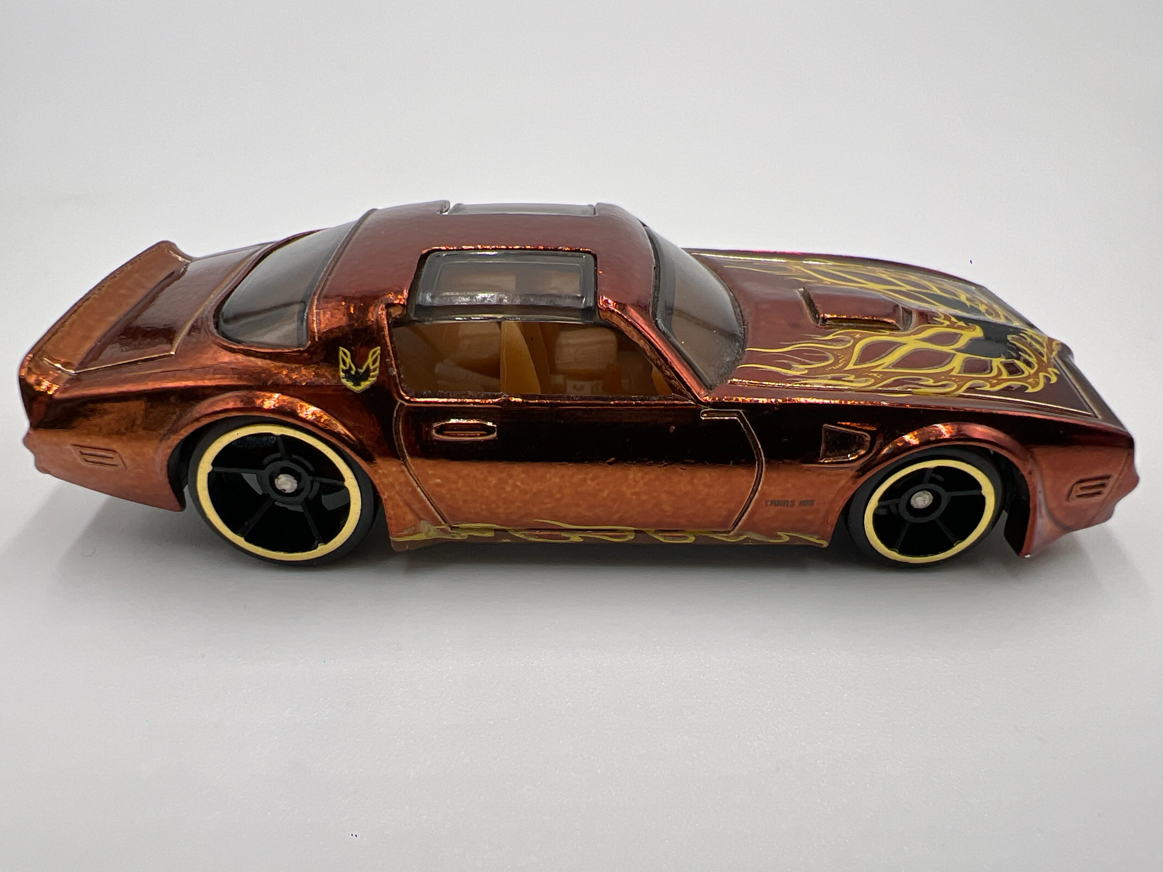 Hot Wheels 1/64 Modern Classics 77 Pontiac Firebird T/A Loose - Image 3