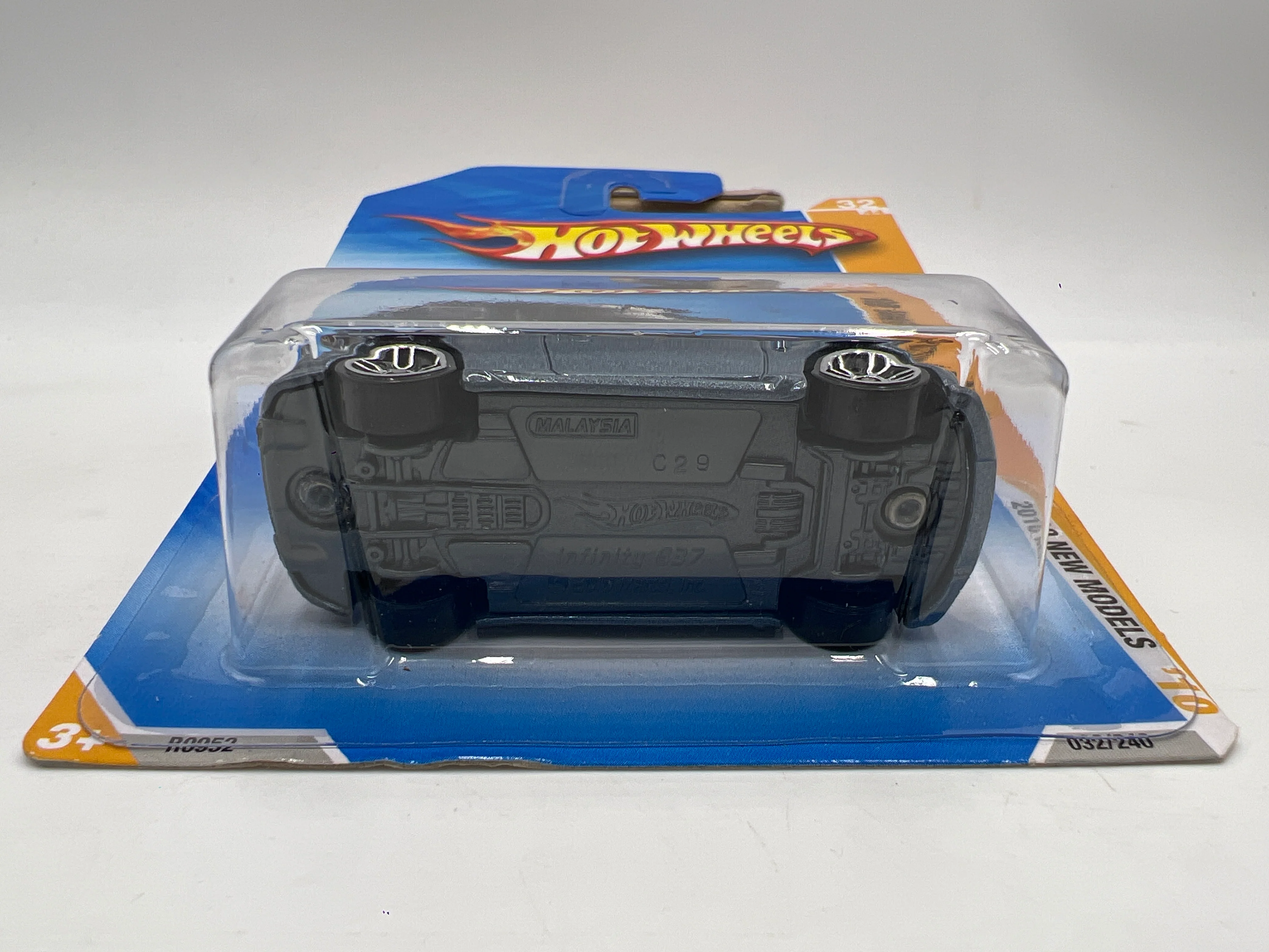 2010 Hot Wheels New Models #32 10 Infiniti G37 Blue W/Protector #2 - Image 6