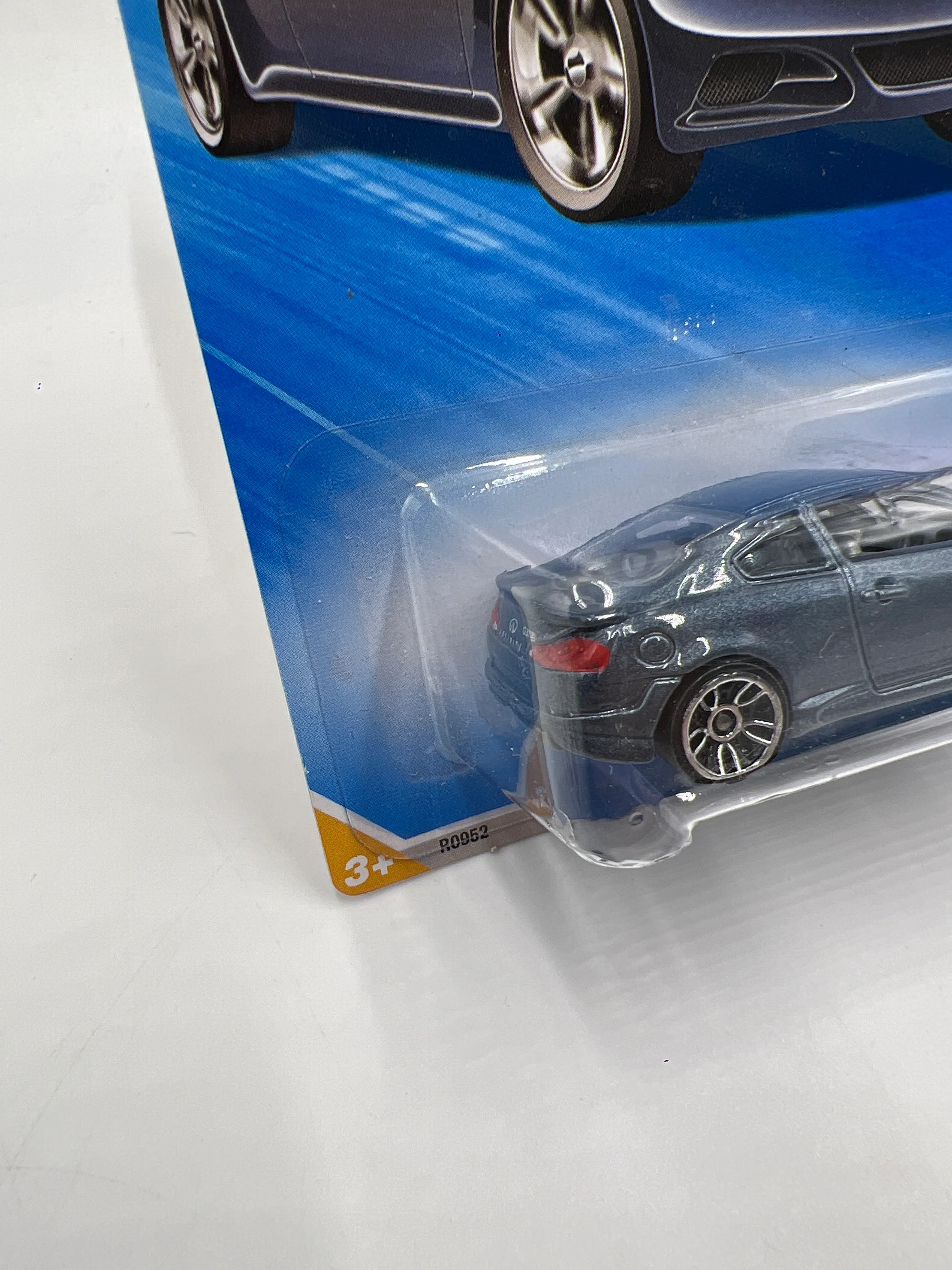 2010 Hot Wheels New Models #32 10 Infiniti G37 Blue W/Protector #1 - Image 4