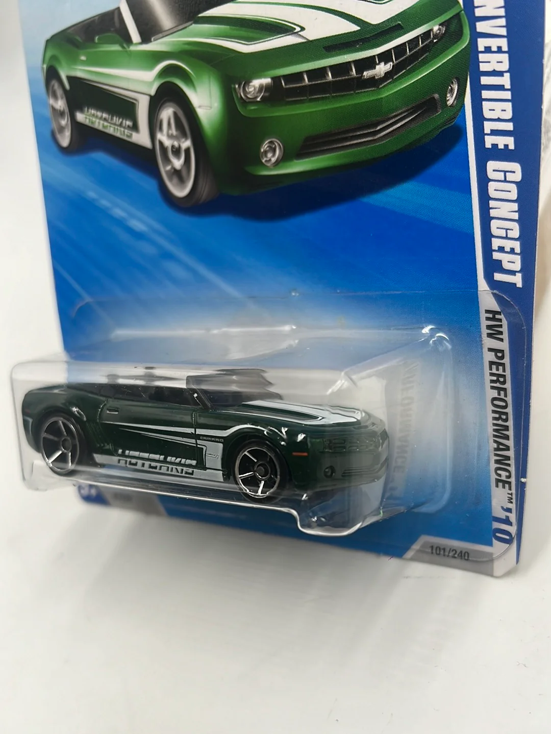 2010 Hot Wheels Performance Camaro Convertible Concept Green 101/240 4B - Image 4