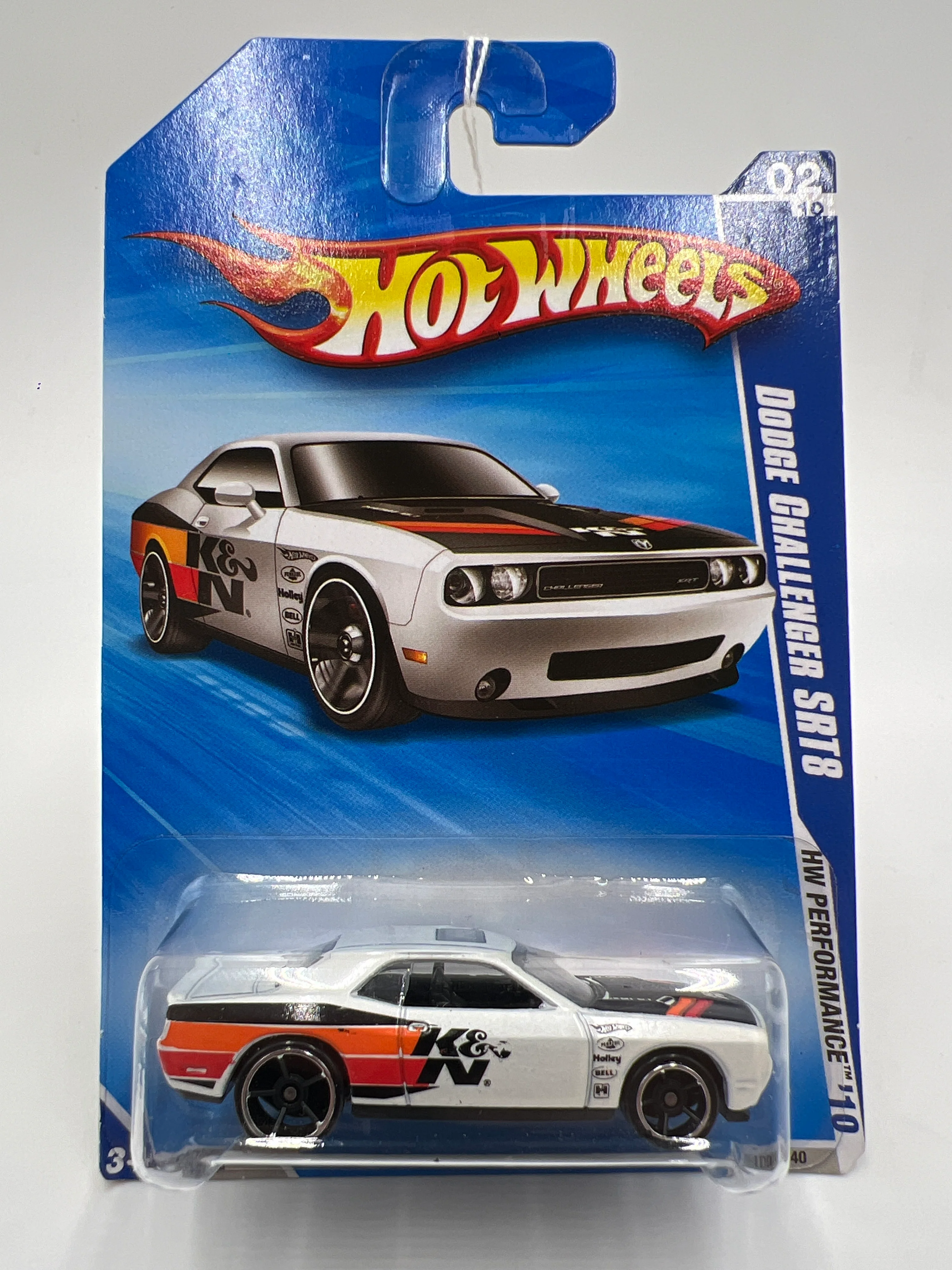 2010 Hot Wheels Performance #100 Dodge Challenger SRT8 White K&N 40D - Image 2
