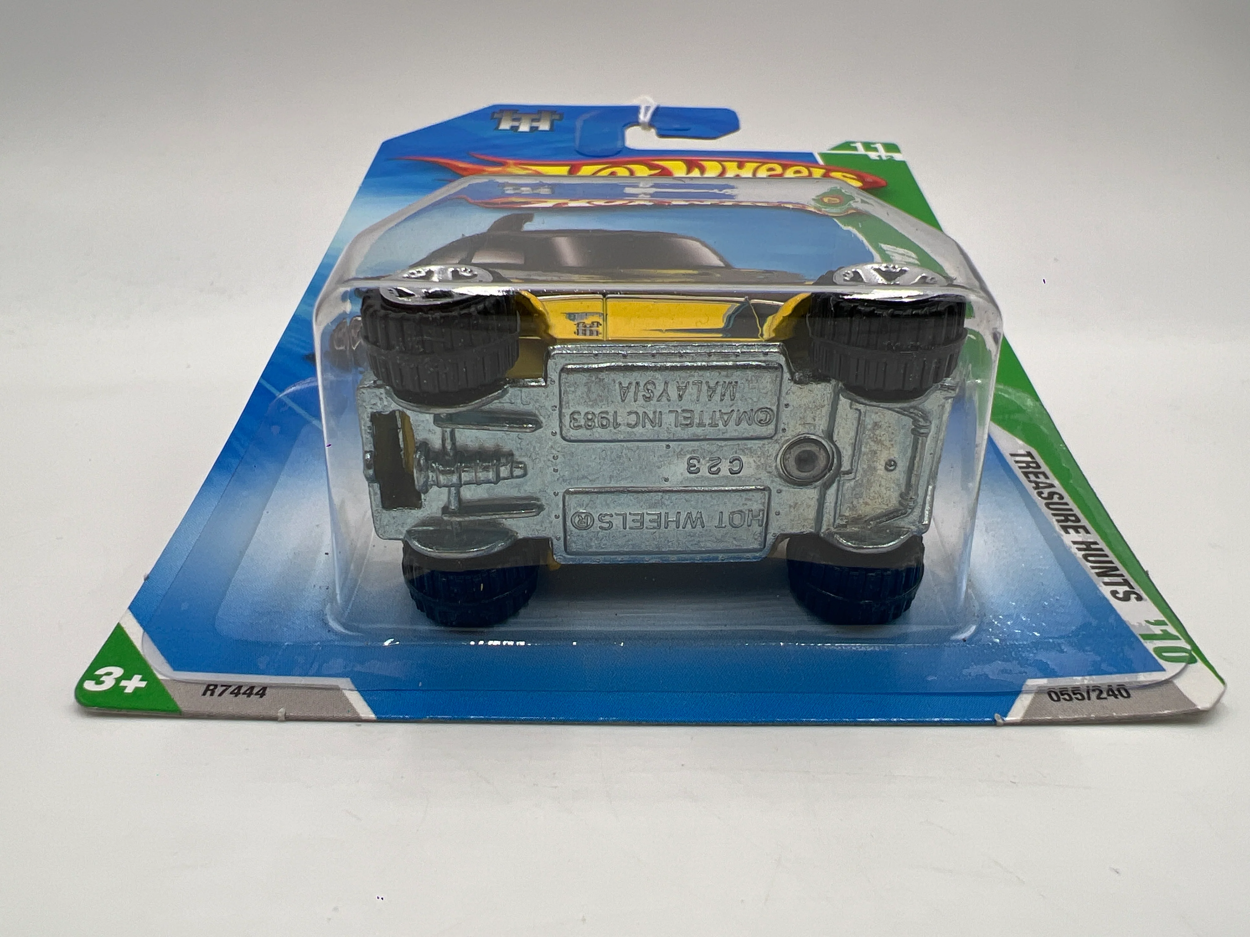 2010 Hot Wheels Treasure Hunts #55 Baja Beetle Black/Yellow - Image 6