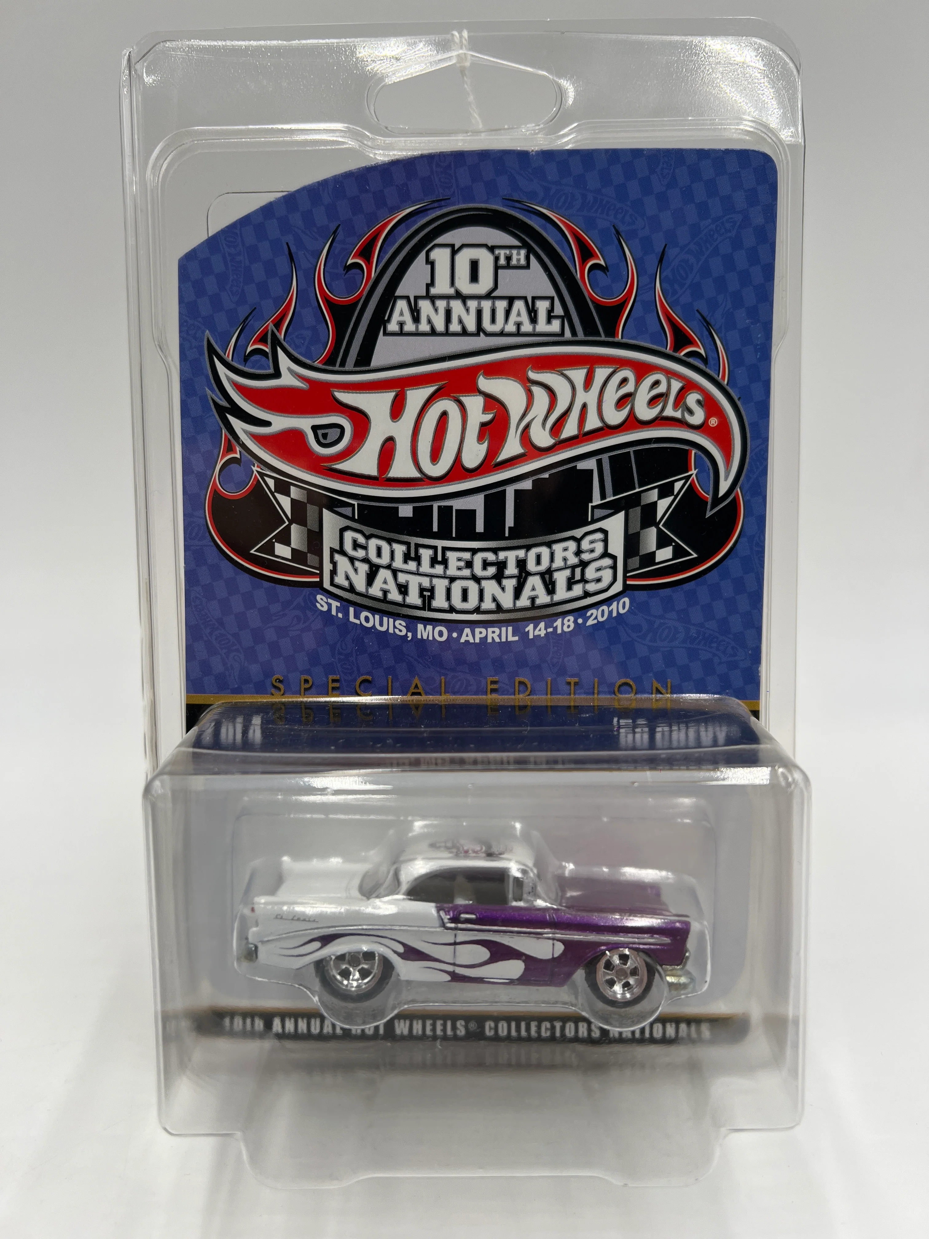 2010 Hot Wheels 10th Annual Collectors Nationals MO #1608/2400 56 Chevy W/Protector - Image 8