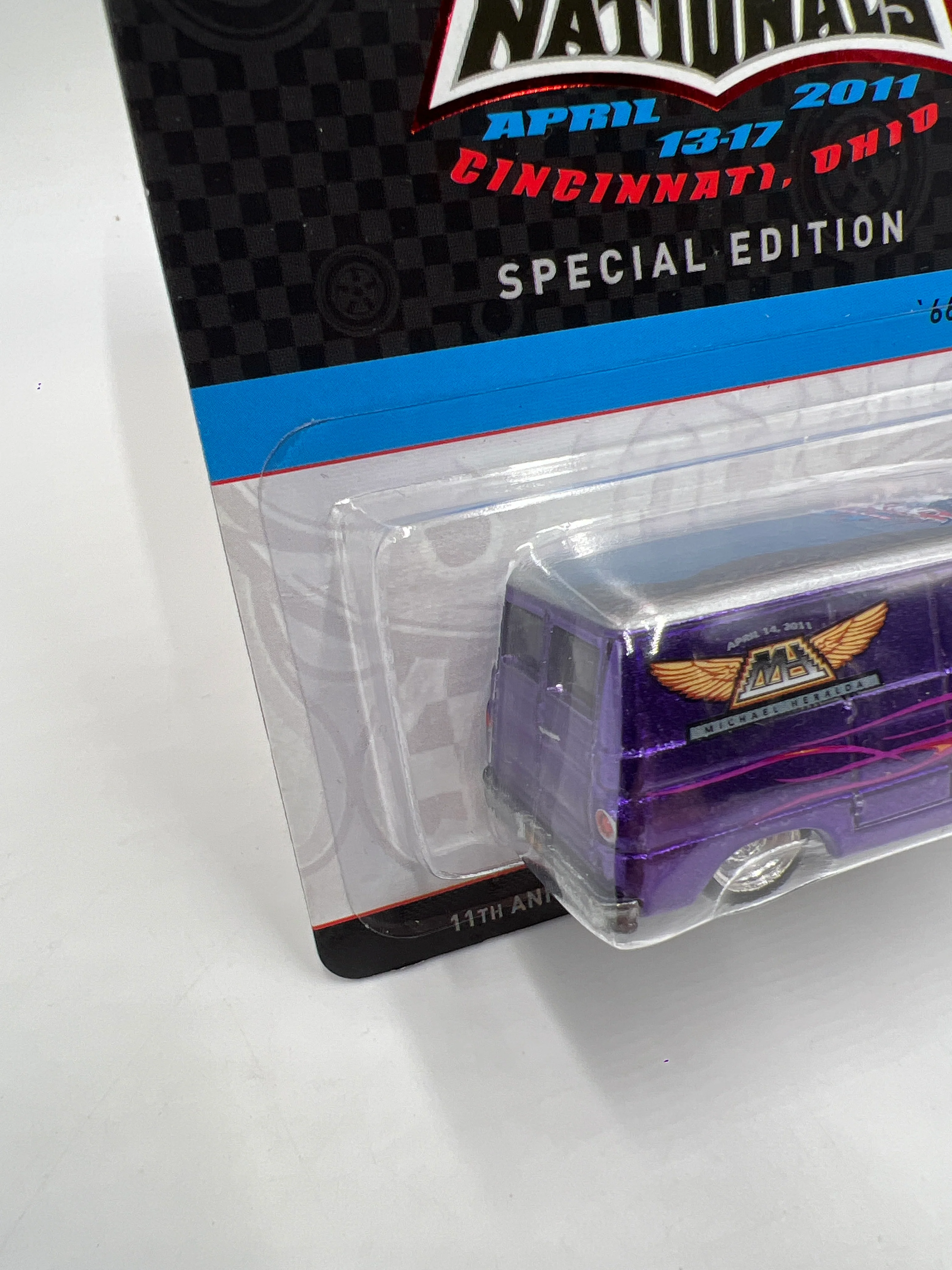 2011 Hot Wheels 11th Annual Collectors Nationals OH Dinner Car #625/1200 66 Dodge A100 W/Protector - Image 4