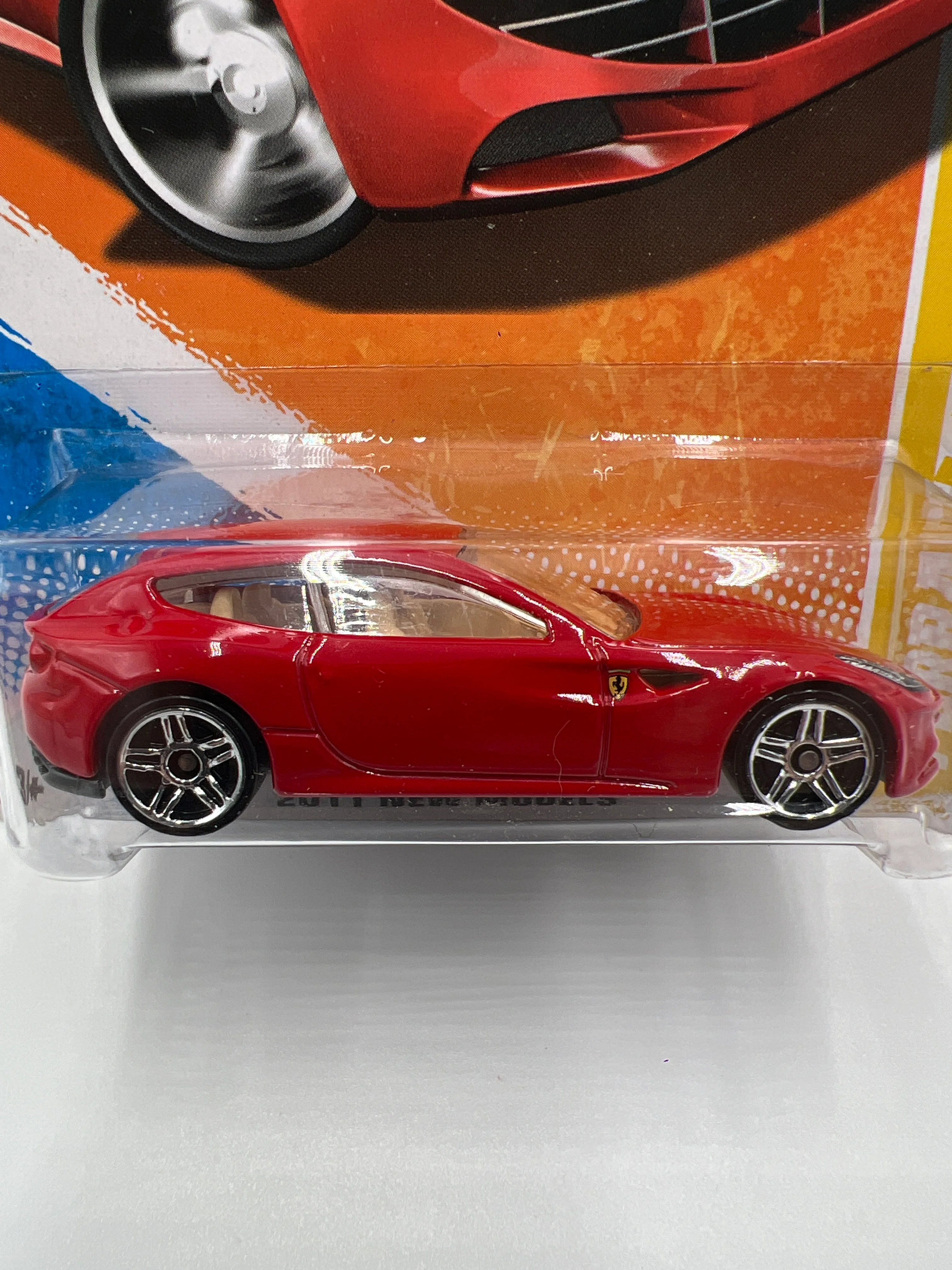 2011 Hot Wheels New Models #45 Ferrari FF Red W/Protector - Image 3