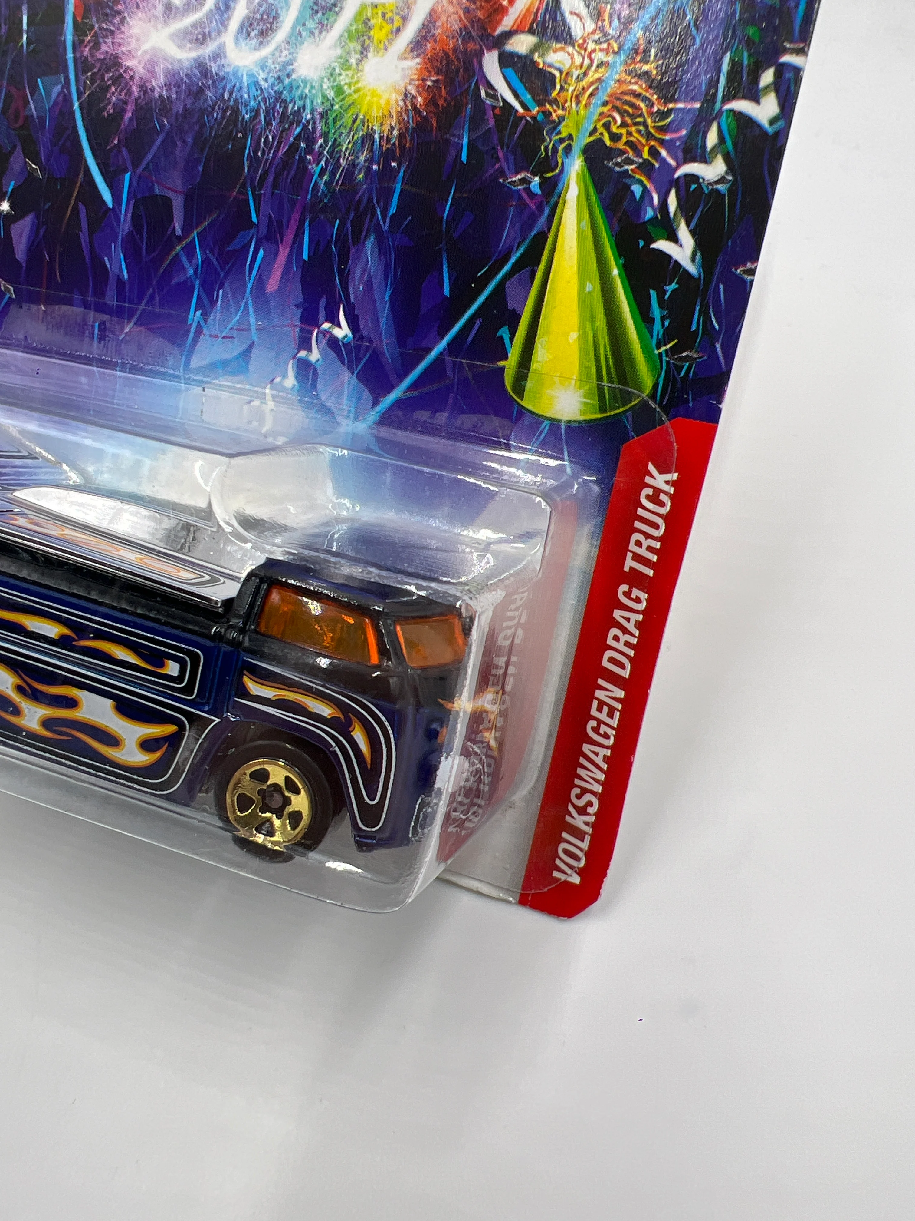 2011 Hot Wheels Happy New Year 2011 Volkswagen Drag Truck 159A - Image 4