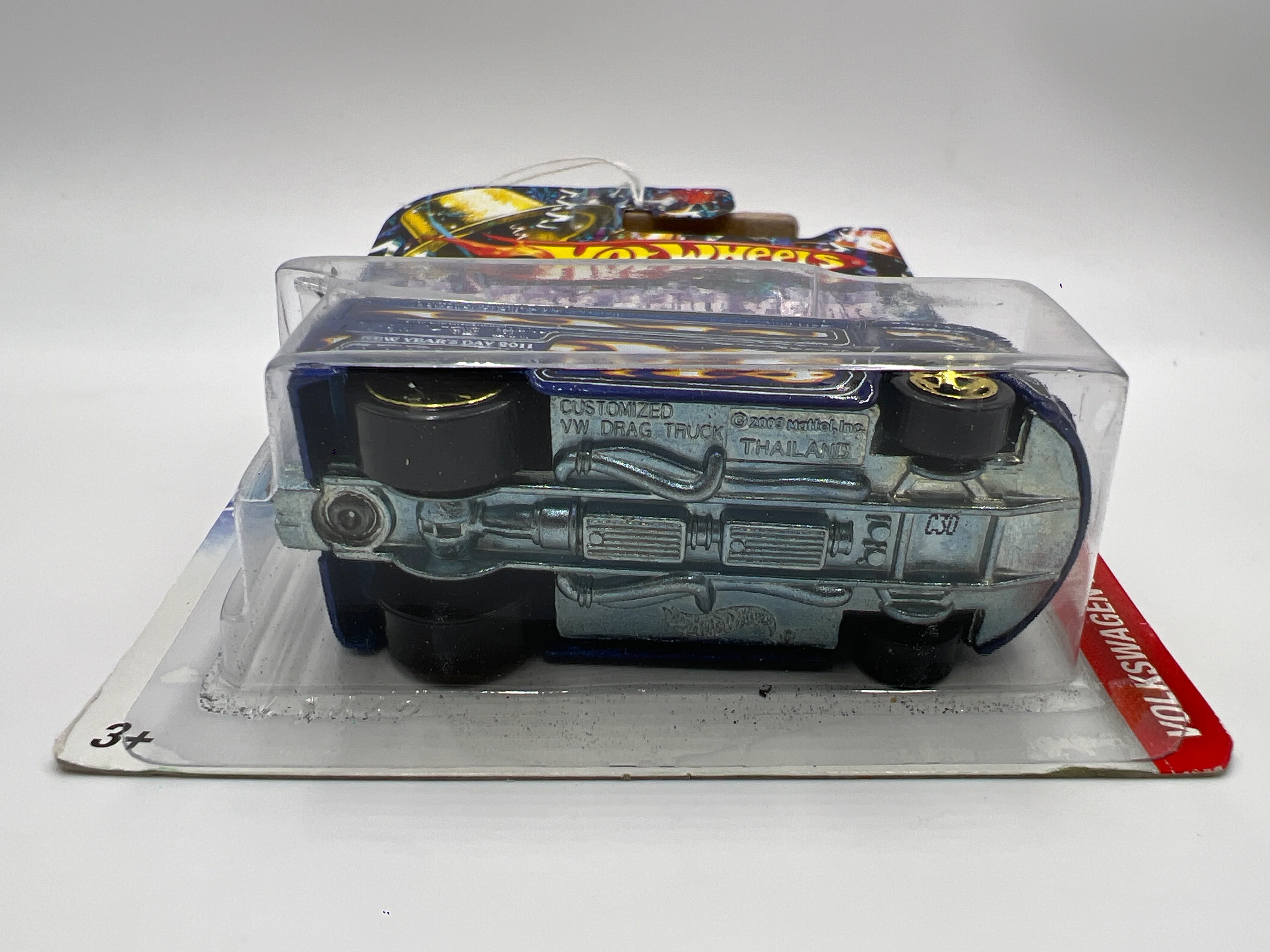 2011 Hot Wheels Happy New Year 2011 Volkswagen Drag Truck 159A - Image 6