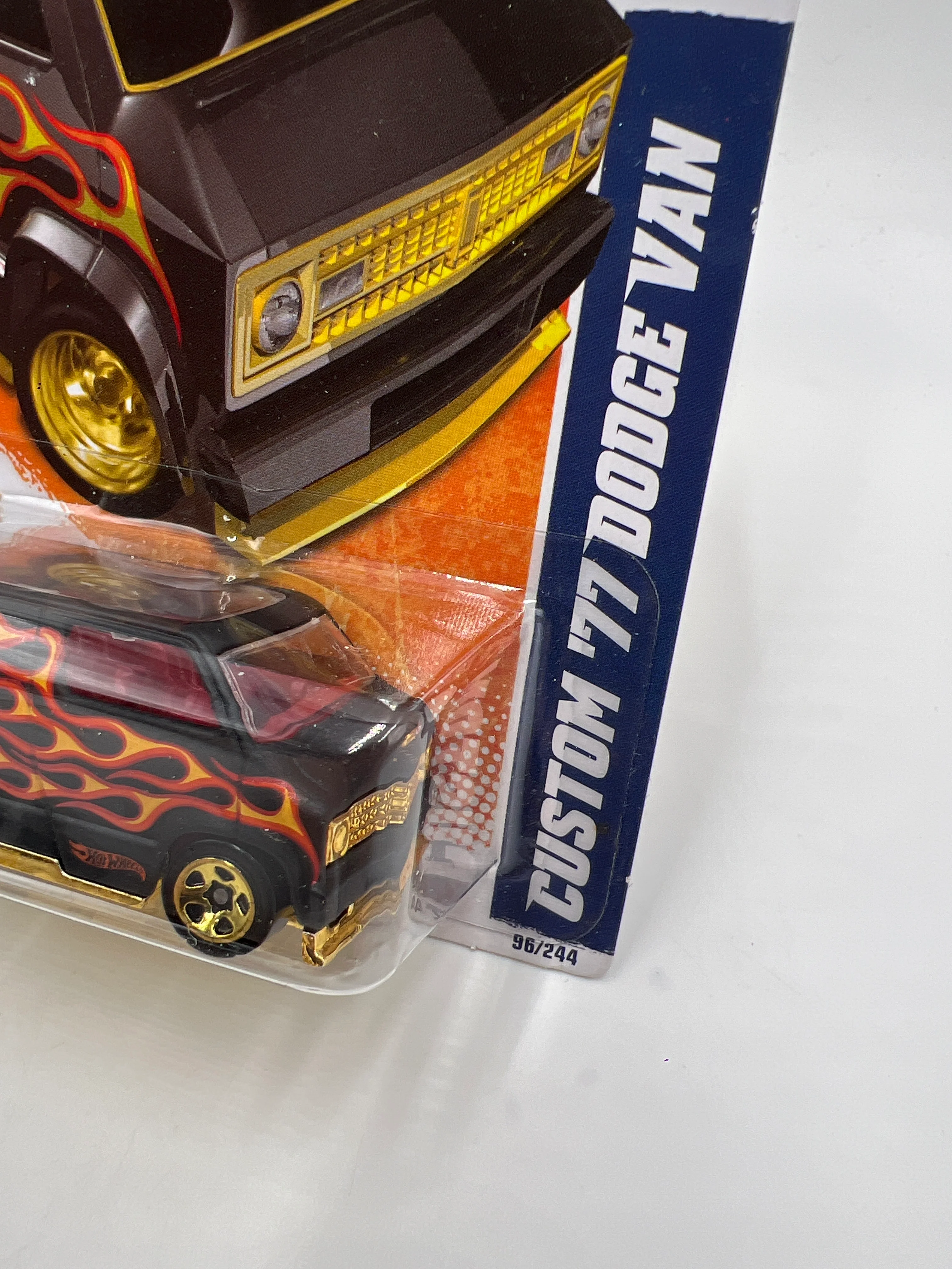 2011 Hot Wheels Heat Fleet #96 Custom 77 Dodge Van Black Factory Sealed - Image 3