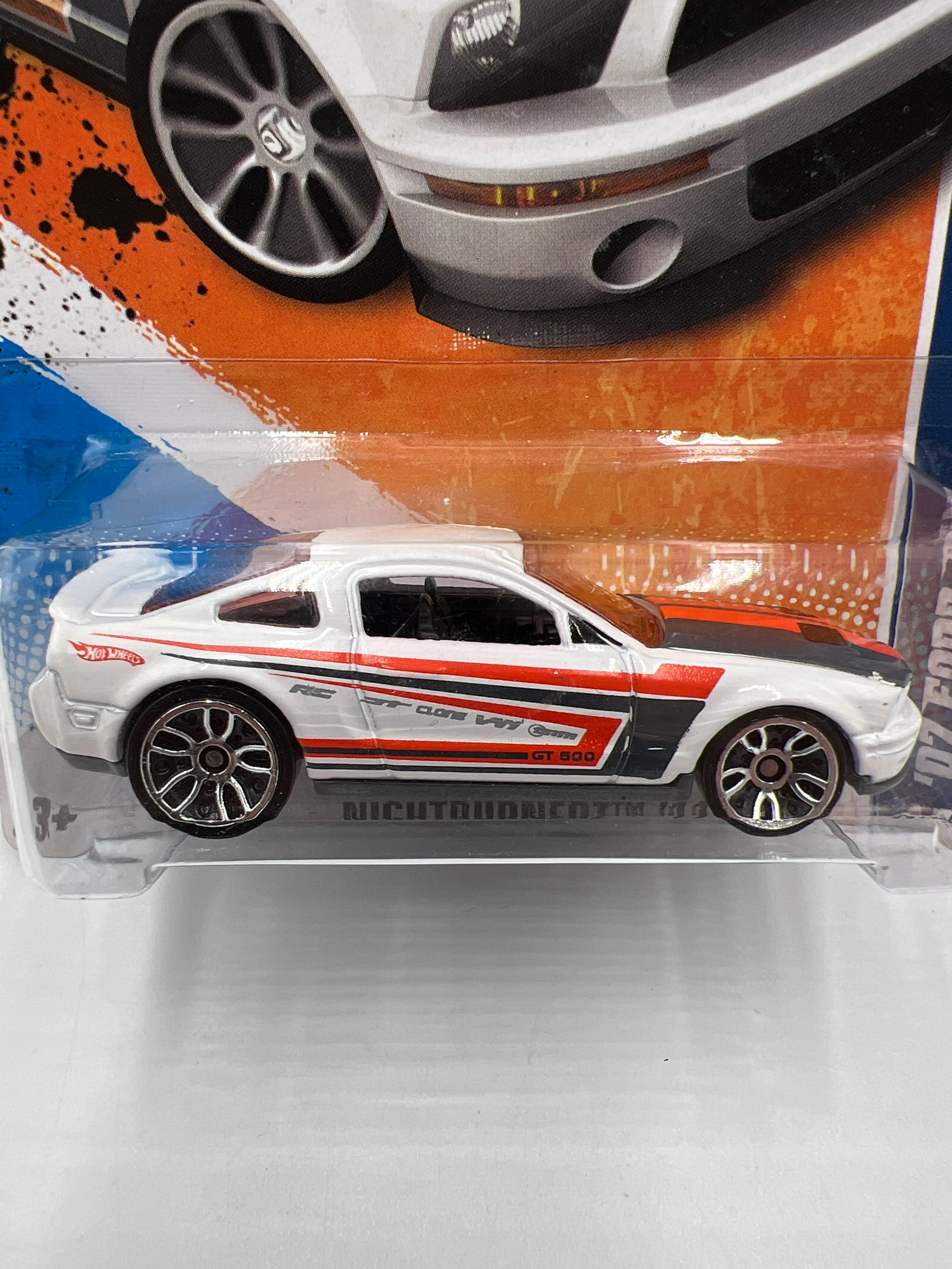 2011 Hot Wheels Nightburnerz #111 07 Ford Shelby GT-500 White 32D - Image 3