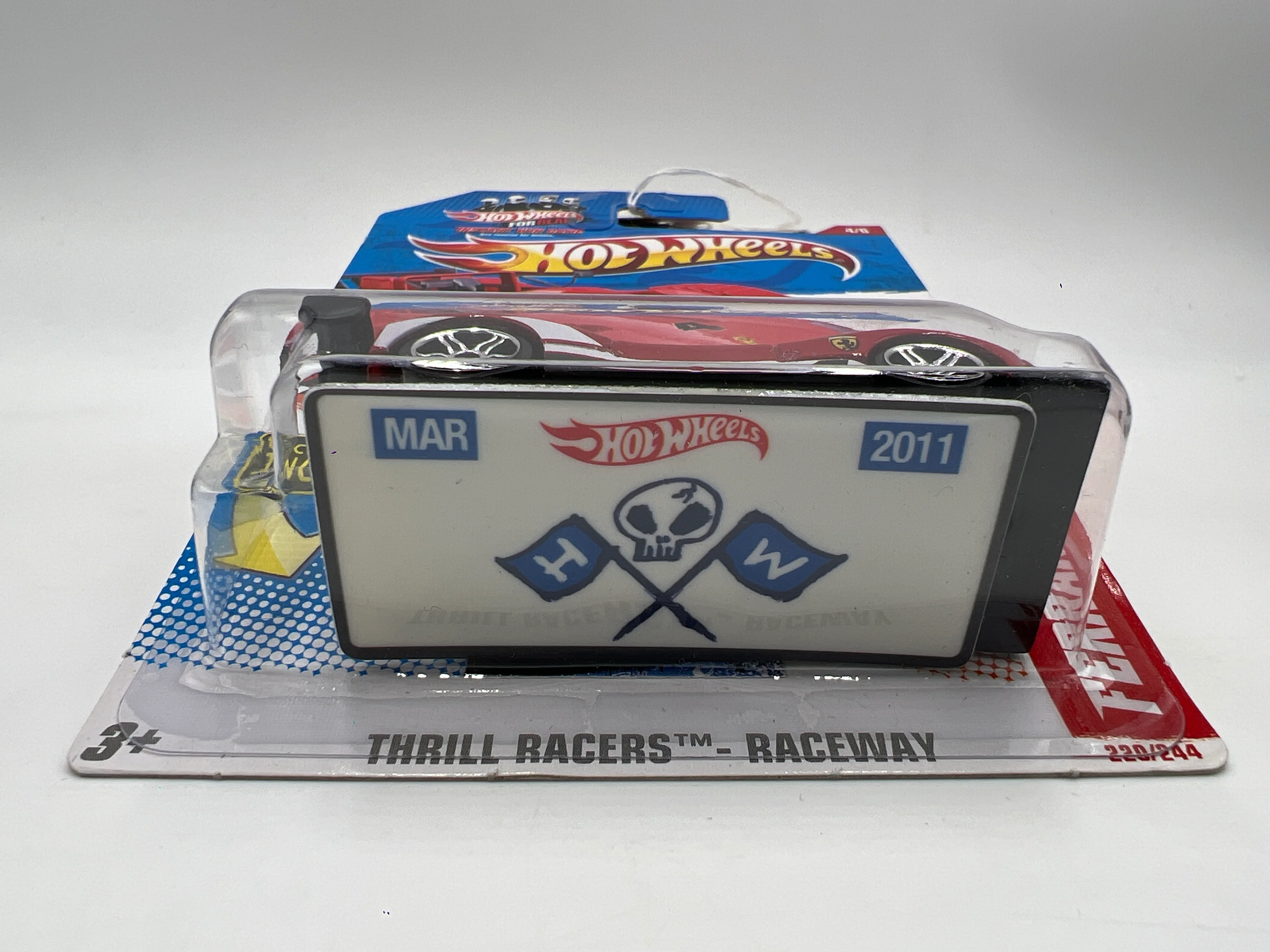 2011 Hot Wheels Thrill Racers Raceway #220 Ferrari F333 SP Red W/License Plate SR - Image 6