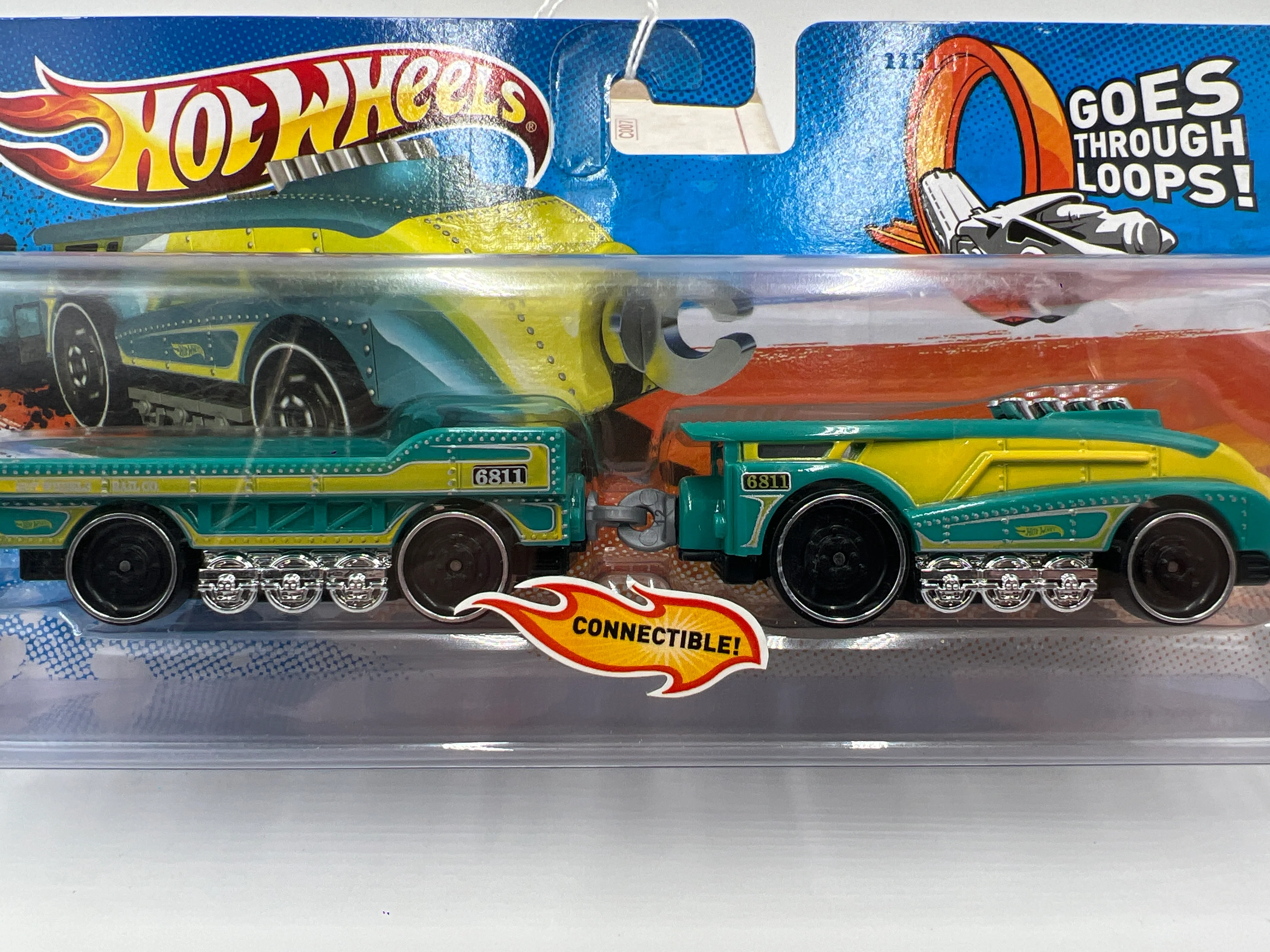 2011 Hot Wheels Rapid Transit Trains Super Steamliner Green 116A - Image 2