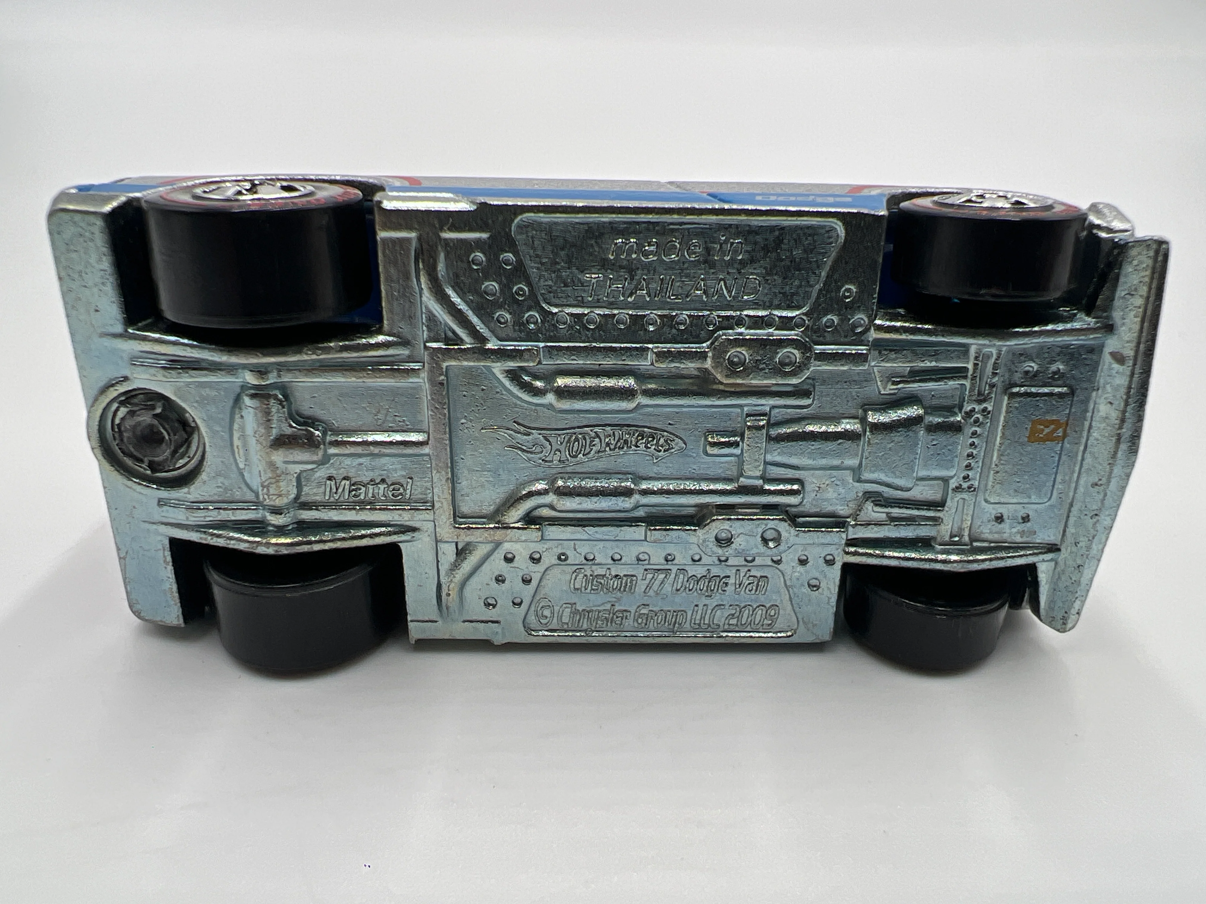 2011 Hot Wheels The Hot Ones CHASE Custom 77 Dodge Van Silver Loose - Image 6