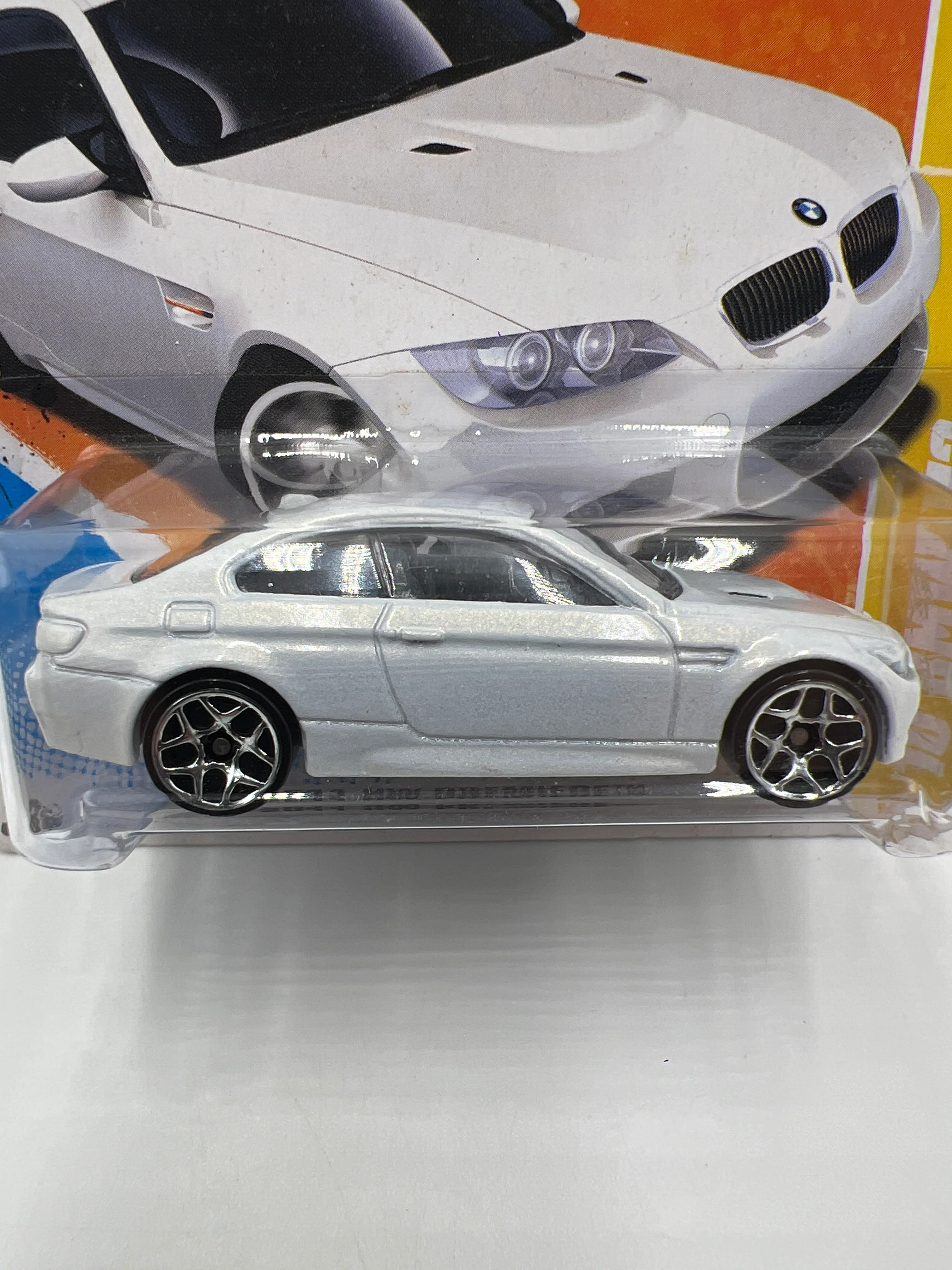 2011 HW Premiere #26 10 BMW M3 White Short Card W/Protector - Image 3