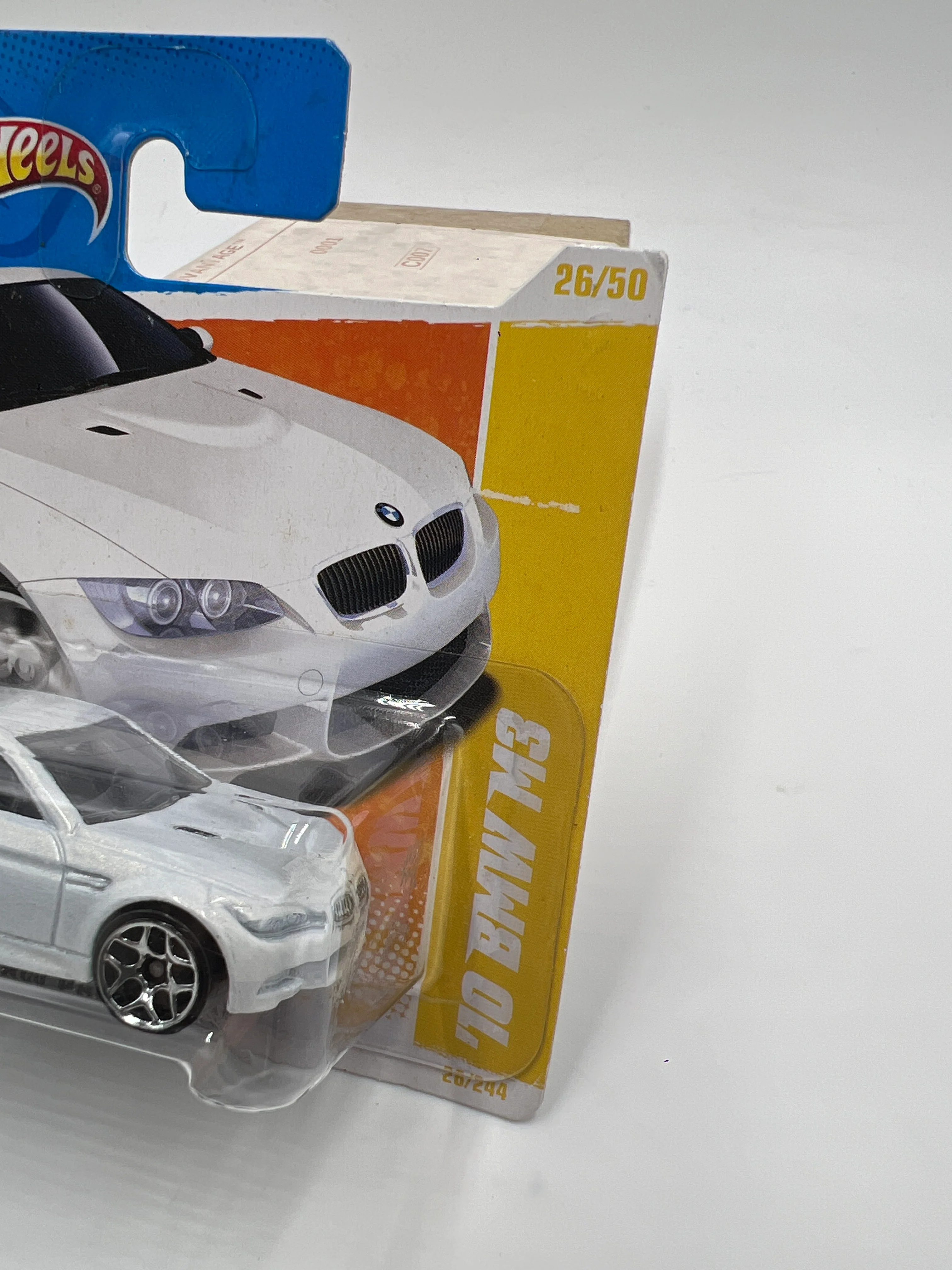 2011 HW Premiere #26 10 BMW M3 White Short Card W/Protector - Image 4