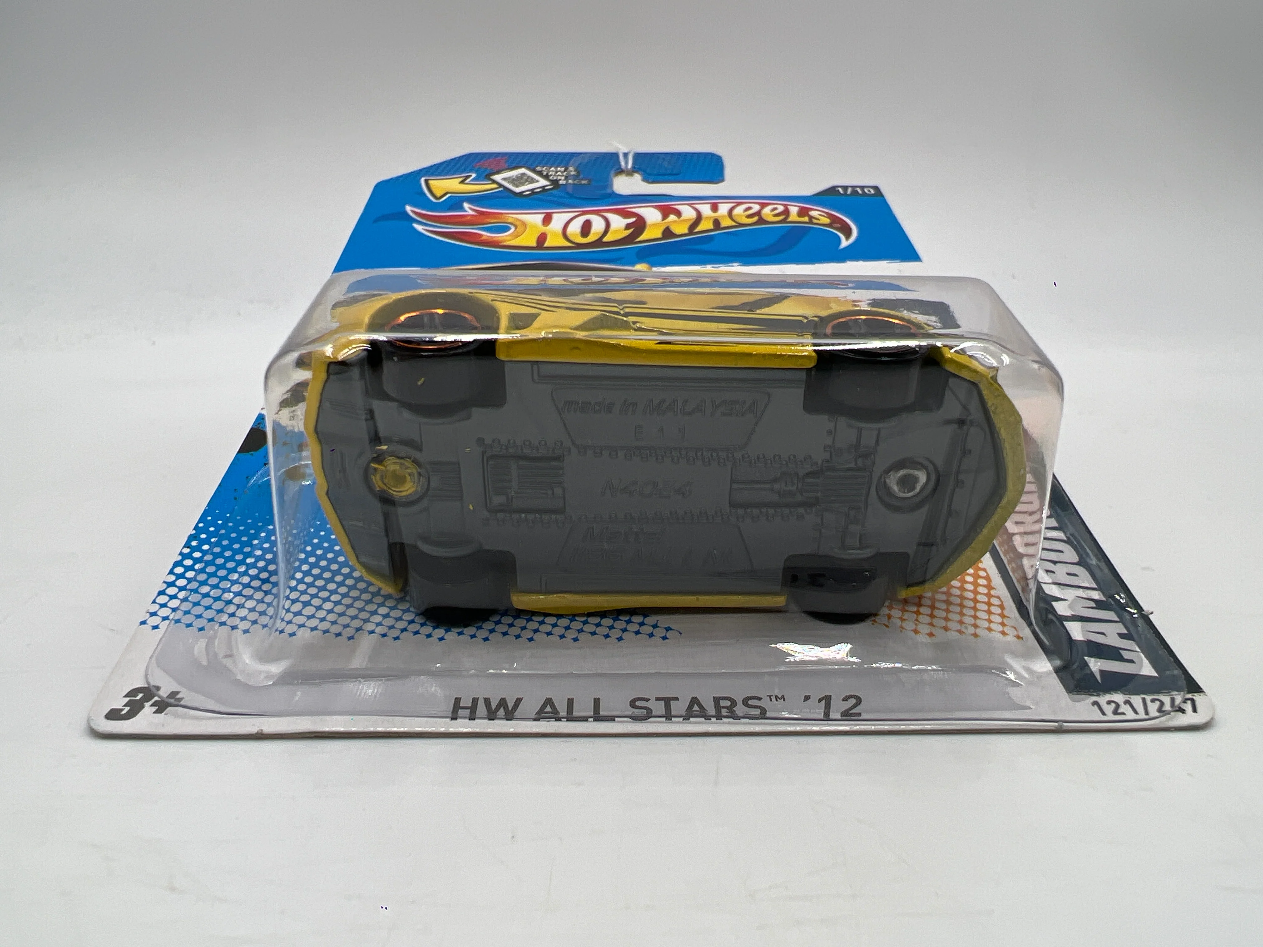 2012 Hot Wheels HW All Stars #121 Lamborghini Reventon Yellow - Image 6