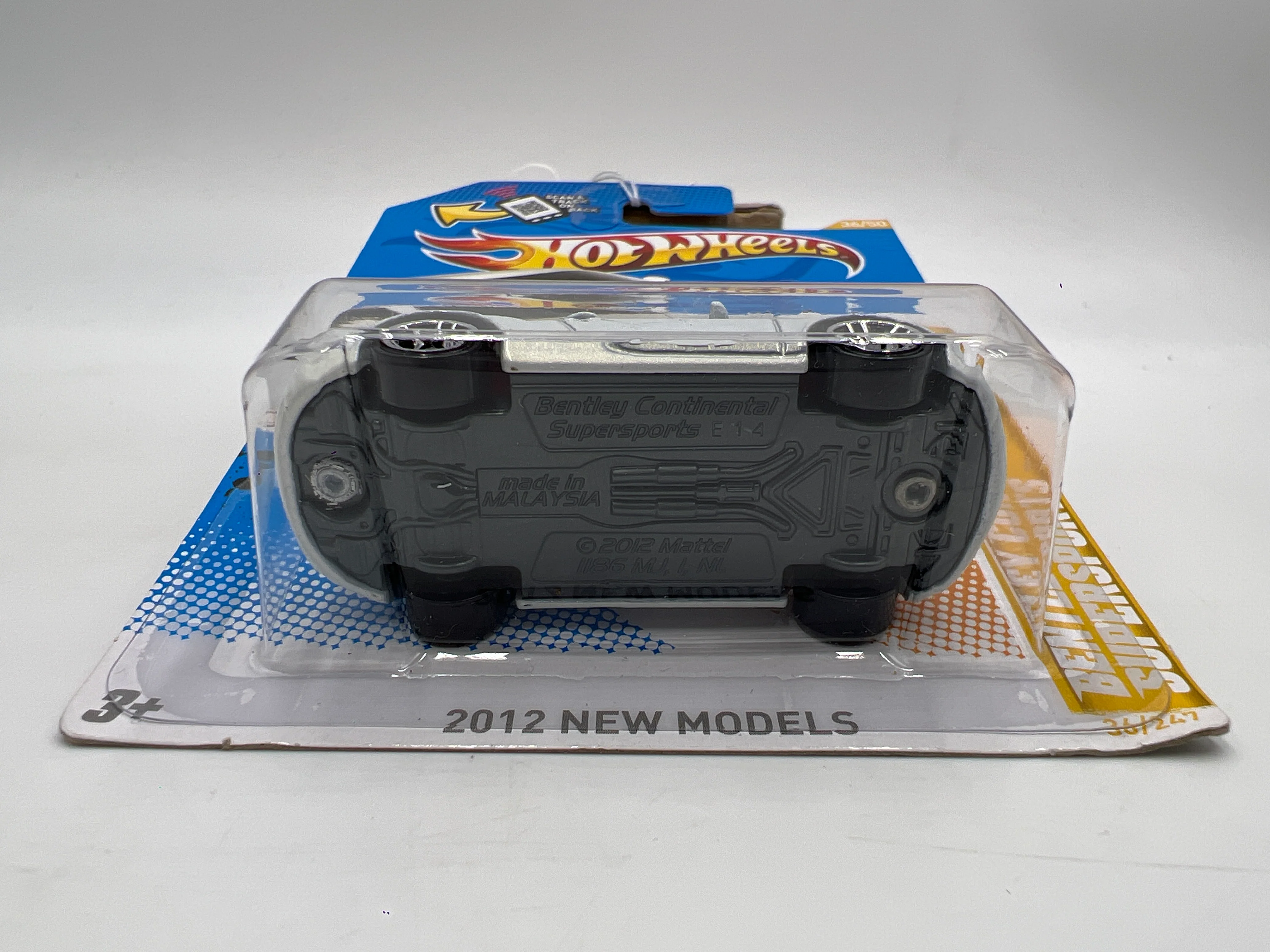 2012 Hot Wheels New Models #36 Bentley Continental Supersports White 62C - Image 6