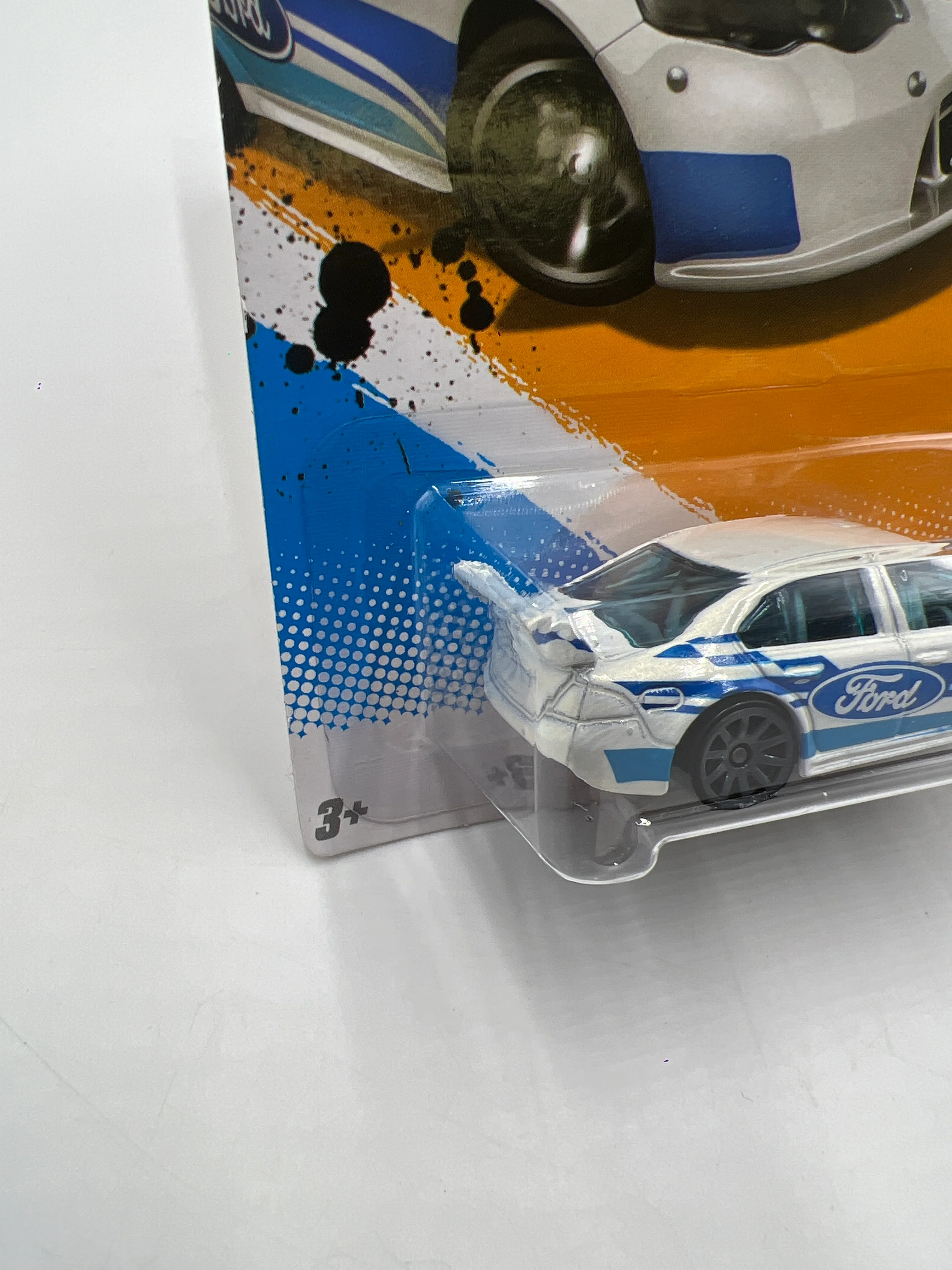 2012 Hot Wheels New Models #4 Ford Falcon Race Car White 32F - Image 5