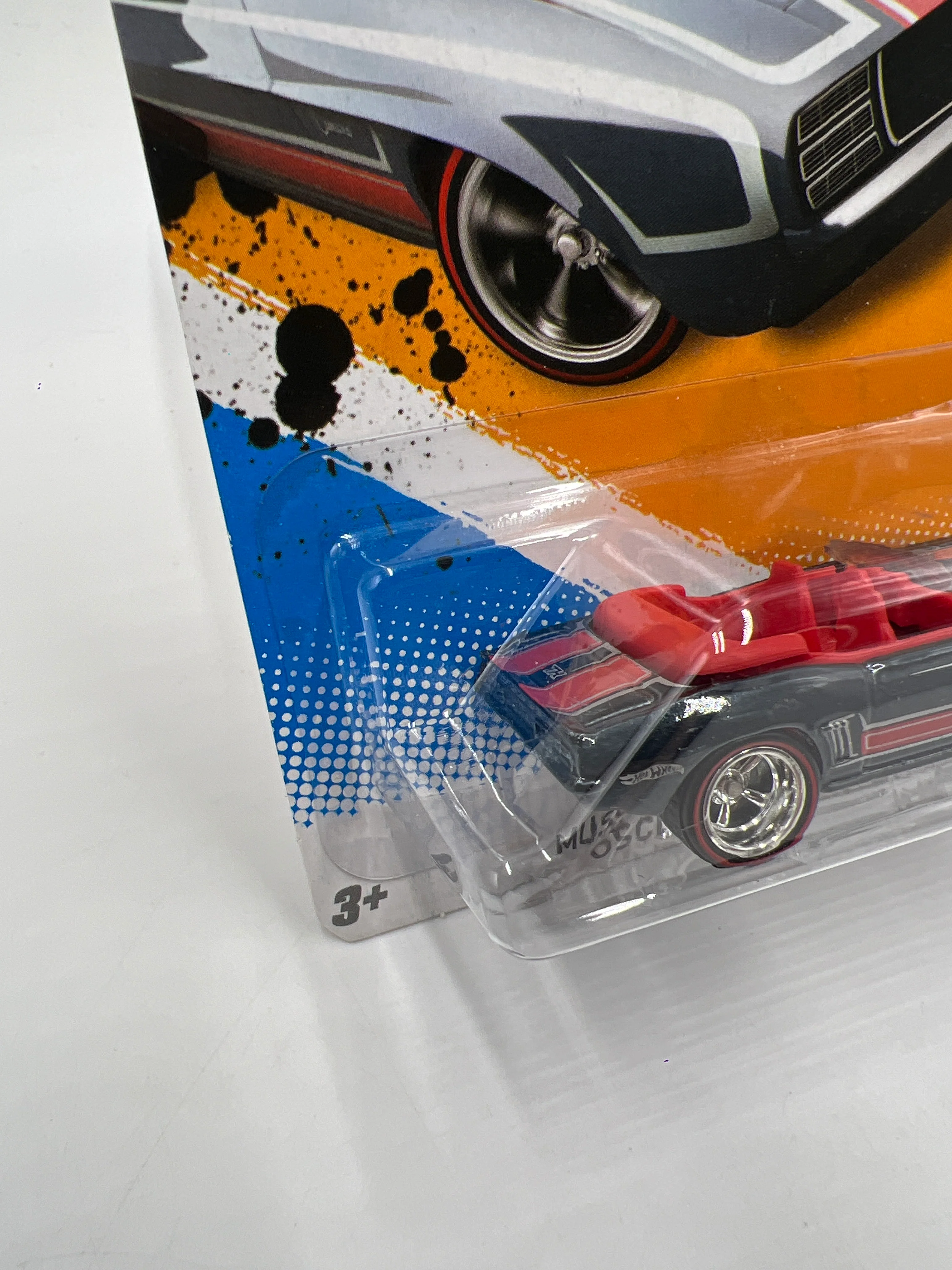 2012 Hot Wheels Super Treasure Hunt #108 69 Camaro Convertible W/Protector - Image 4