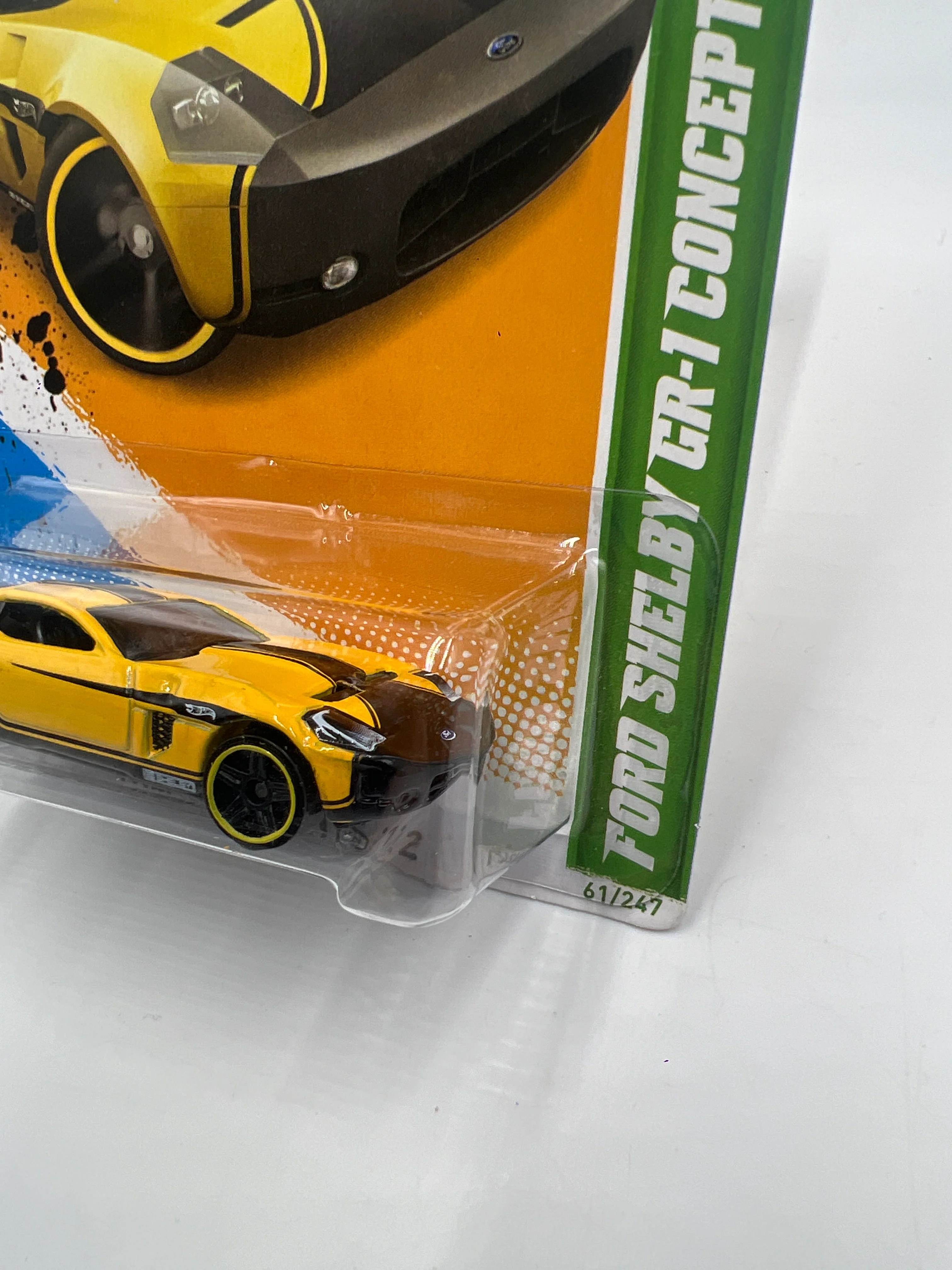 2012 Hot Wheels Treasure Hunt #61 Ford Shelby GR-1 Concept Yellow 277B - Image 4