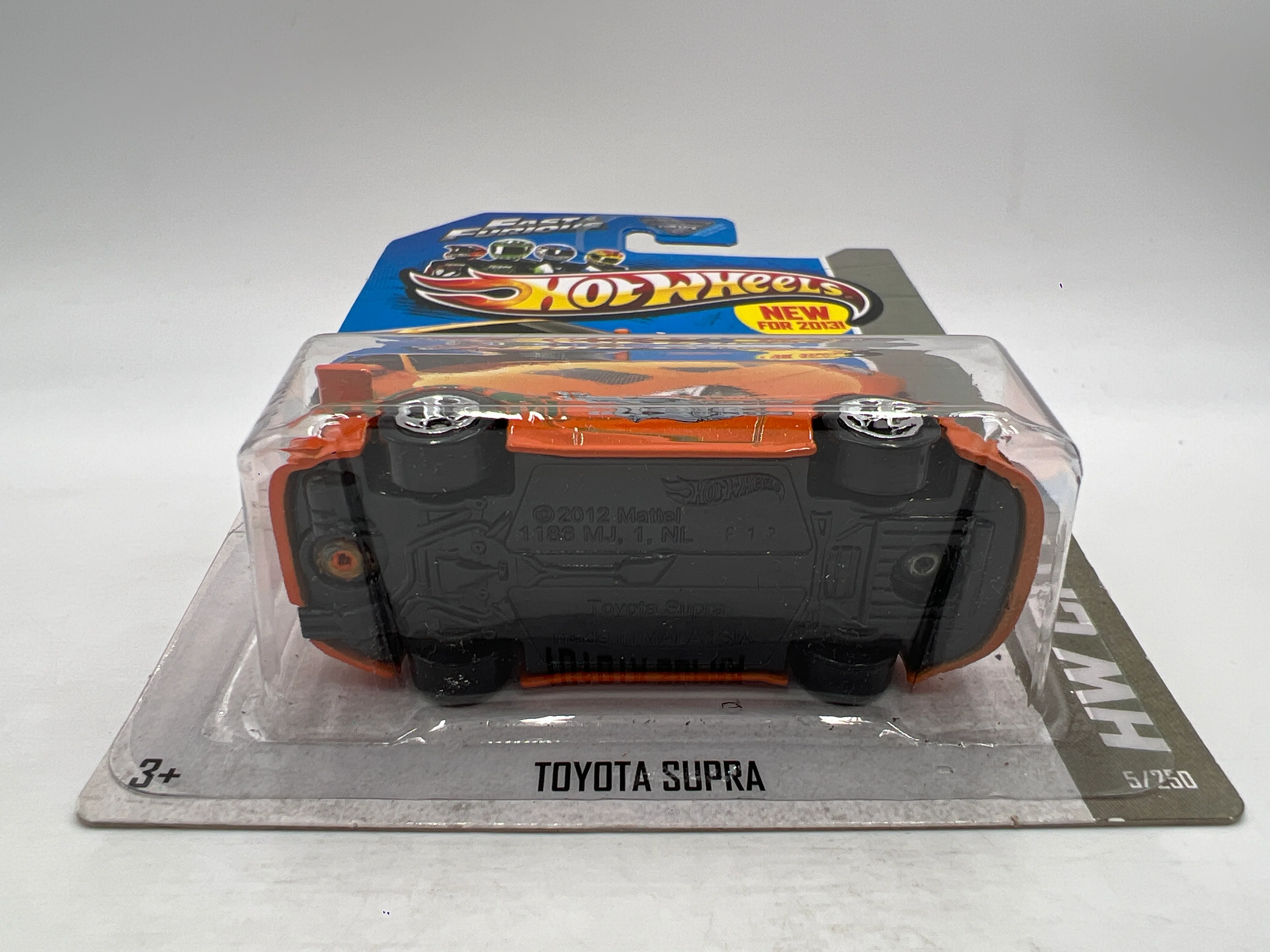 2013 Hot Wheels City #5 Fast & Furious Toyota Supra Orange W/Protector - Image 5