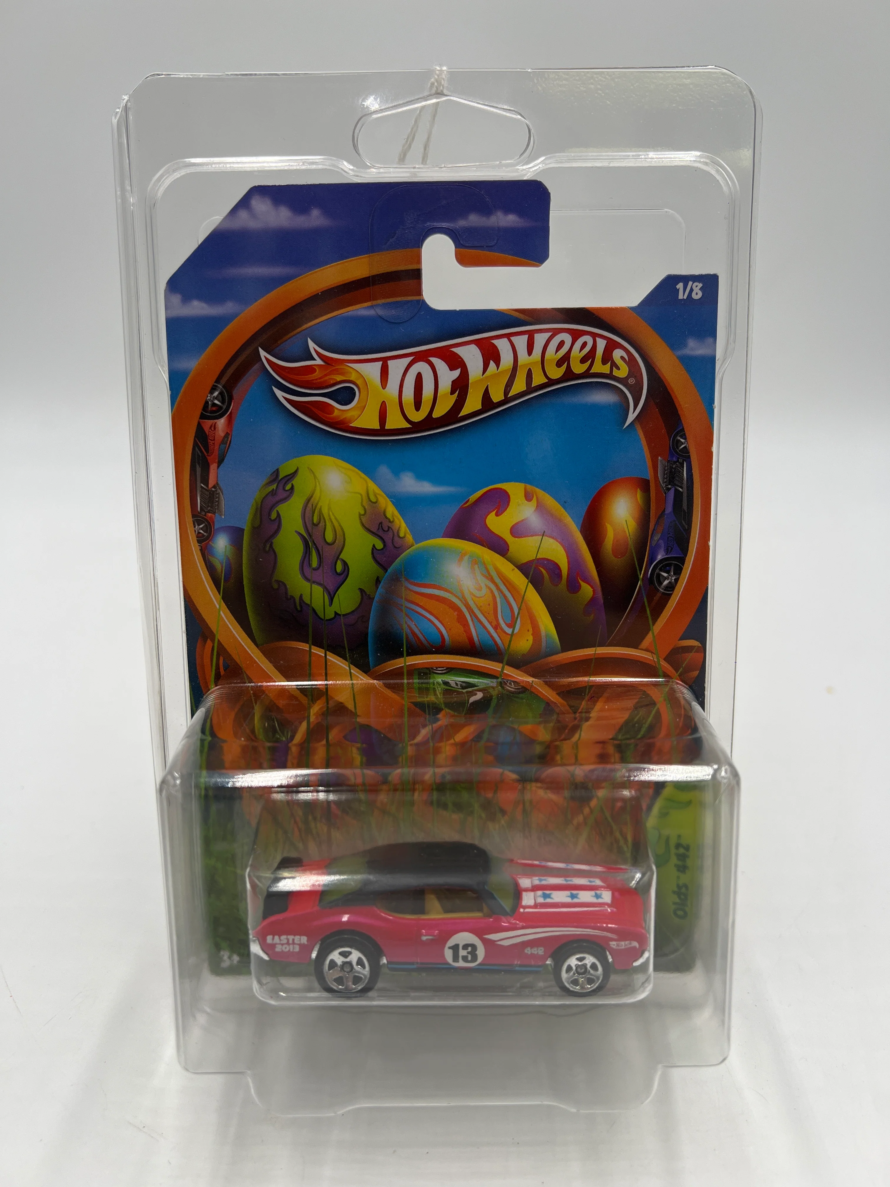 2013 Hot Wheels Happy Easter #1 Olds 442 W/Protector - Image 7