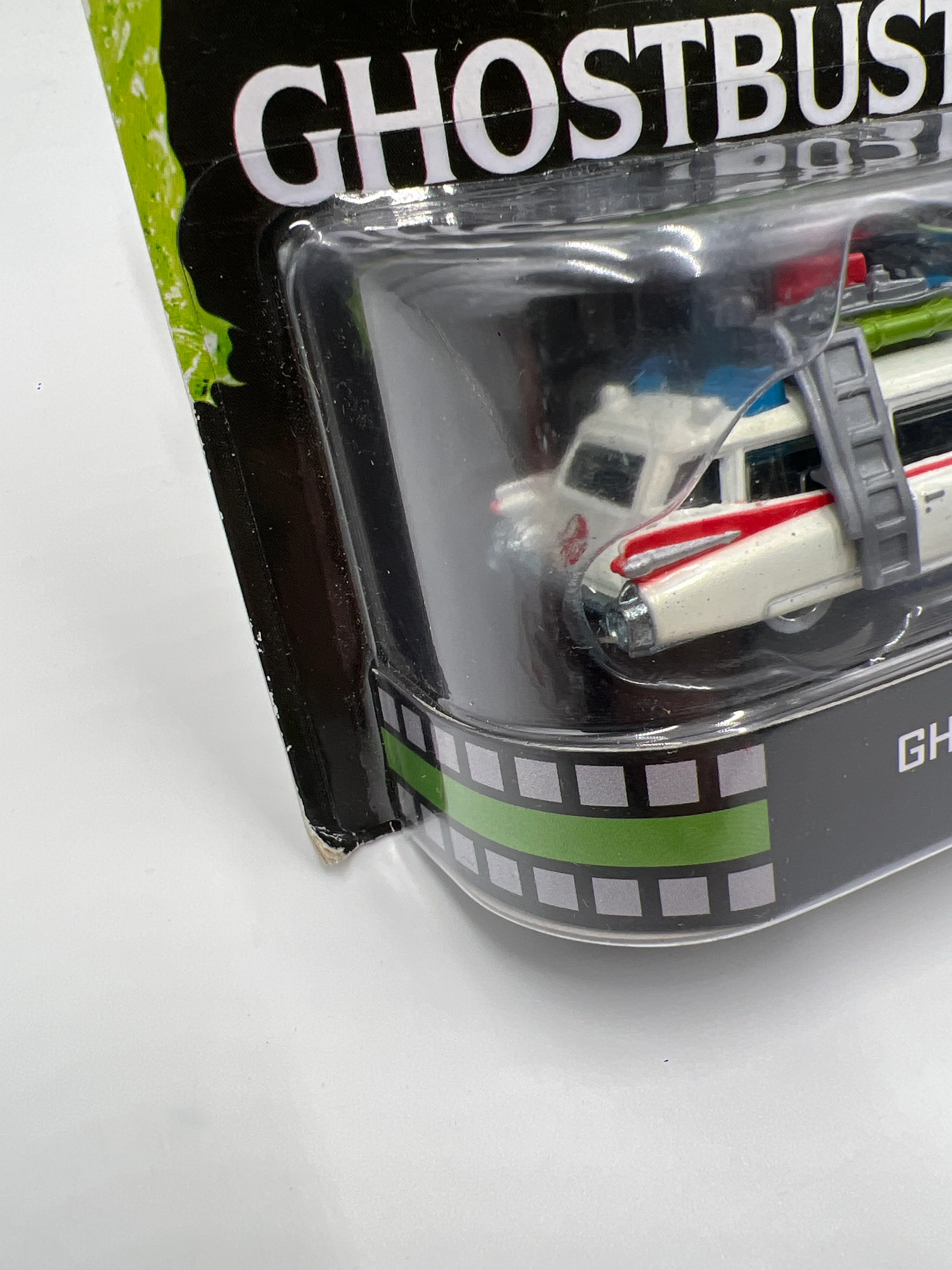 2012 Hot Wheels Retro Entertainment Ghostbusters Ecto-1 White 242C - Image 6