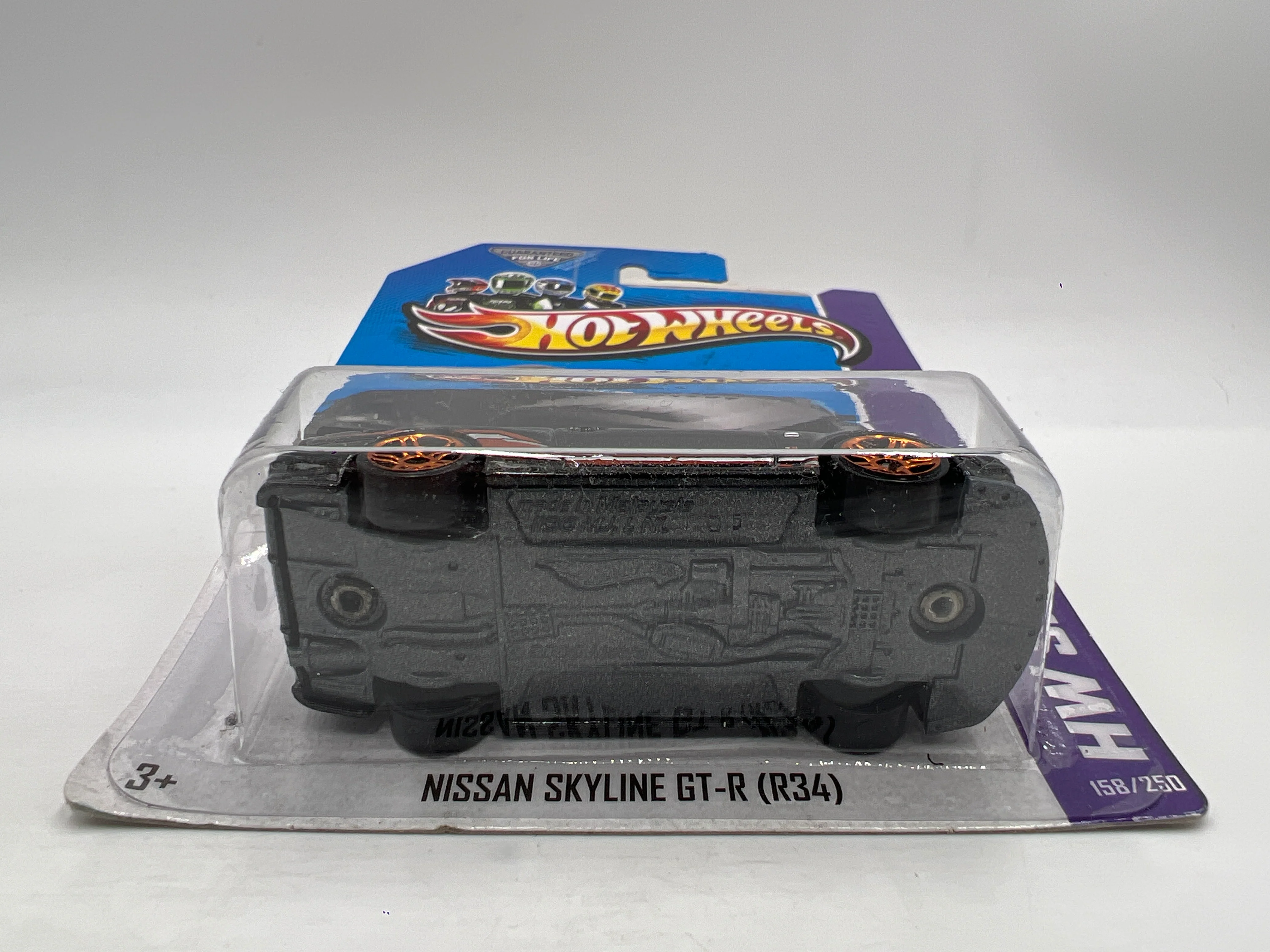 2013 Hot Wheels Showroom #158 Nissan Skyline GT-R R34 Black W/Protector - Image 5