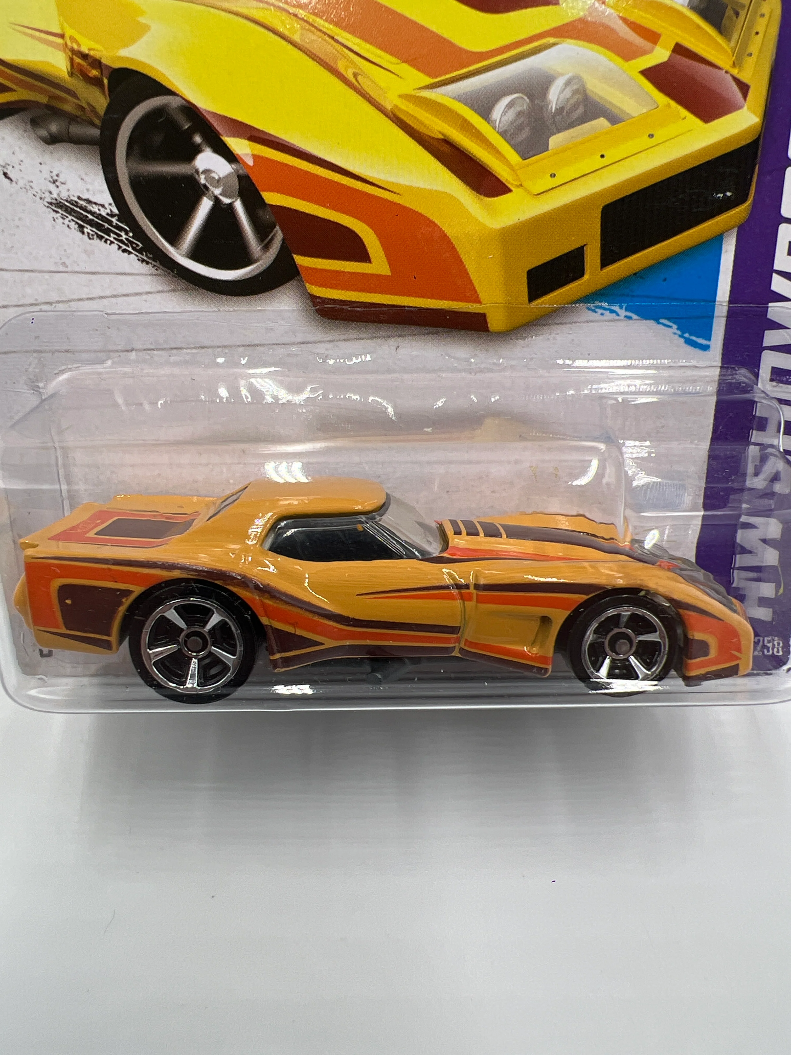 2013 Hot Wheels Showroom #208 76 Greenwood Corvette Orange 5C - Image 2