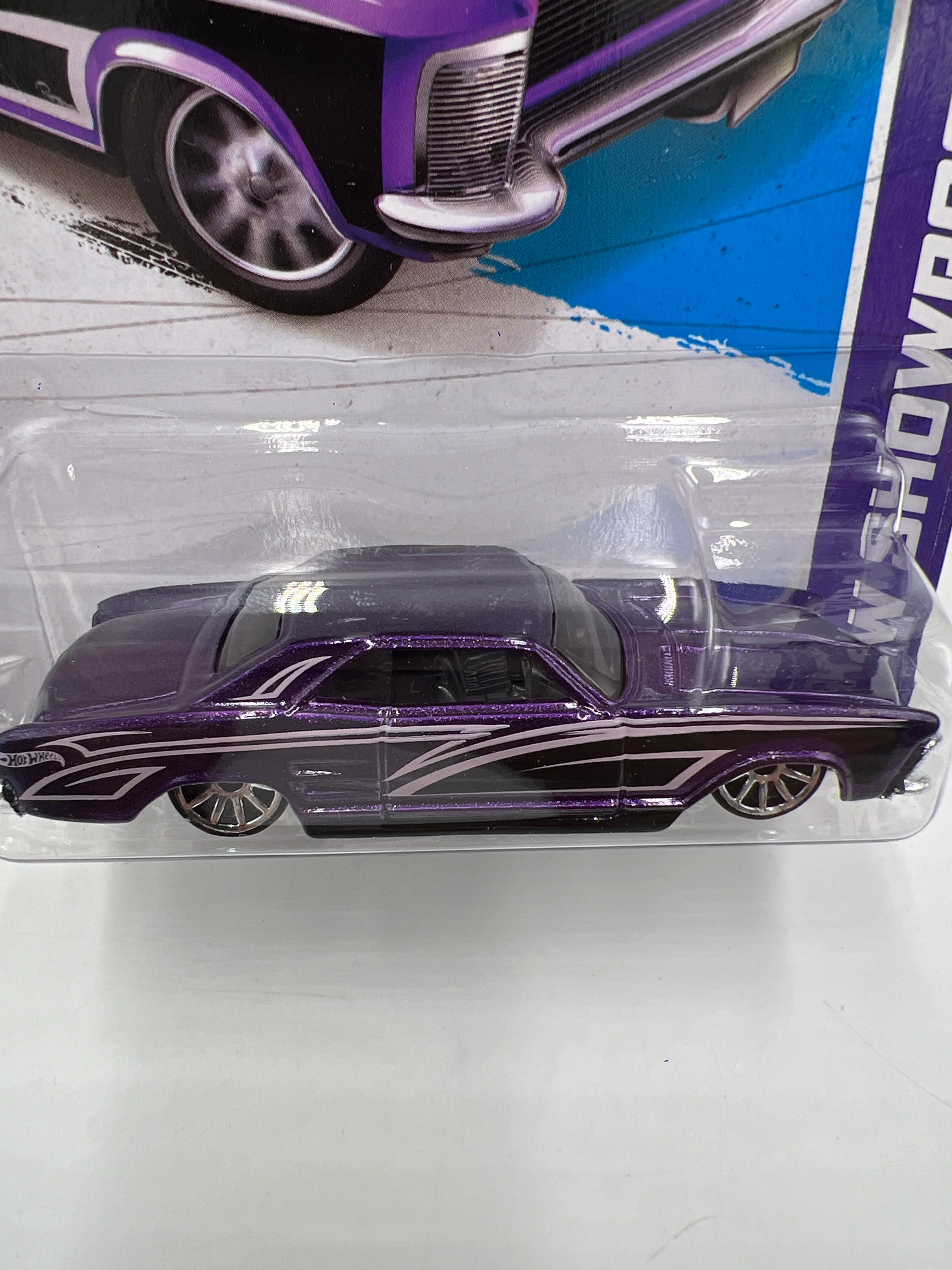 2013 Hot Wheels Showroom #238 64 Buick Riviera Purple 53D - Image 3